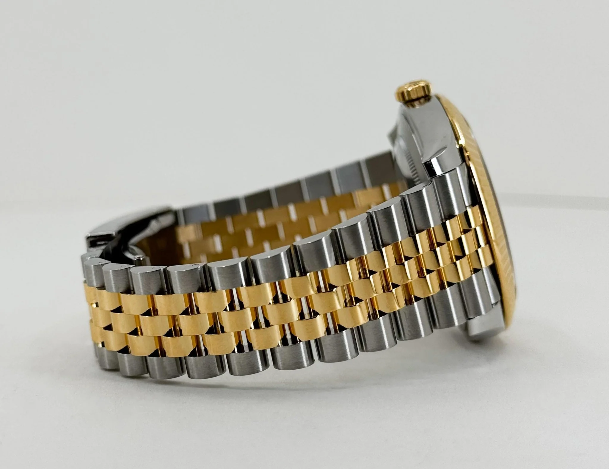 Rolex Datejust 41 Yellow Gold/Steel Champagne Diamond Dial Fluted Bezel Jubilee Bracelet 126333 - - Image 6