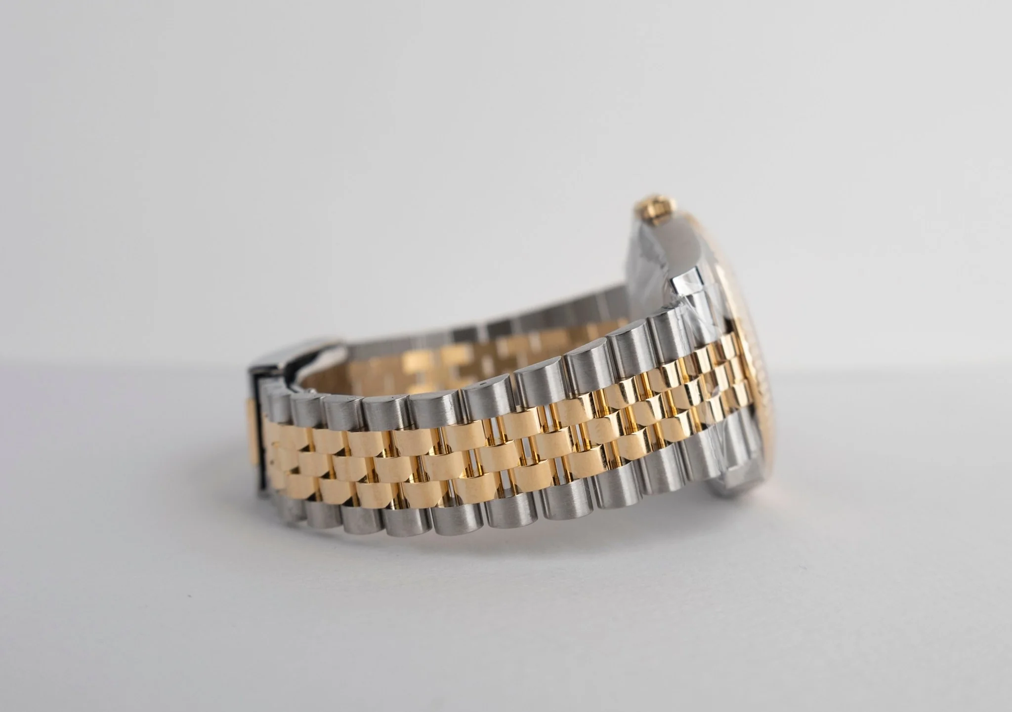 Rolex Datejust 41 Yellow Gold/Steel Slate Roman Dial Fluted Bezel Jubilee Bracelet 126333 - - Image 5