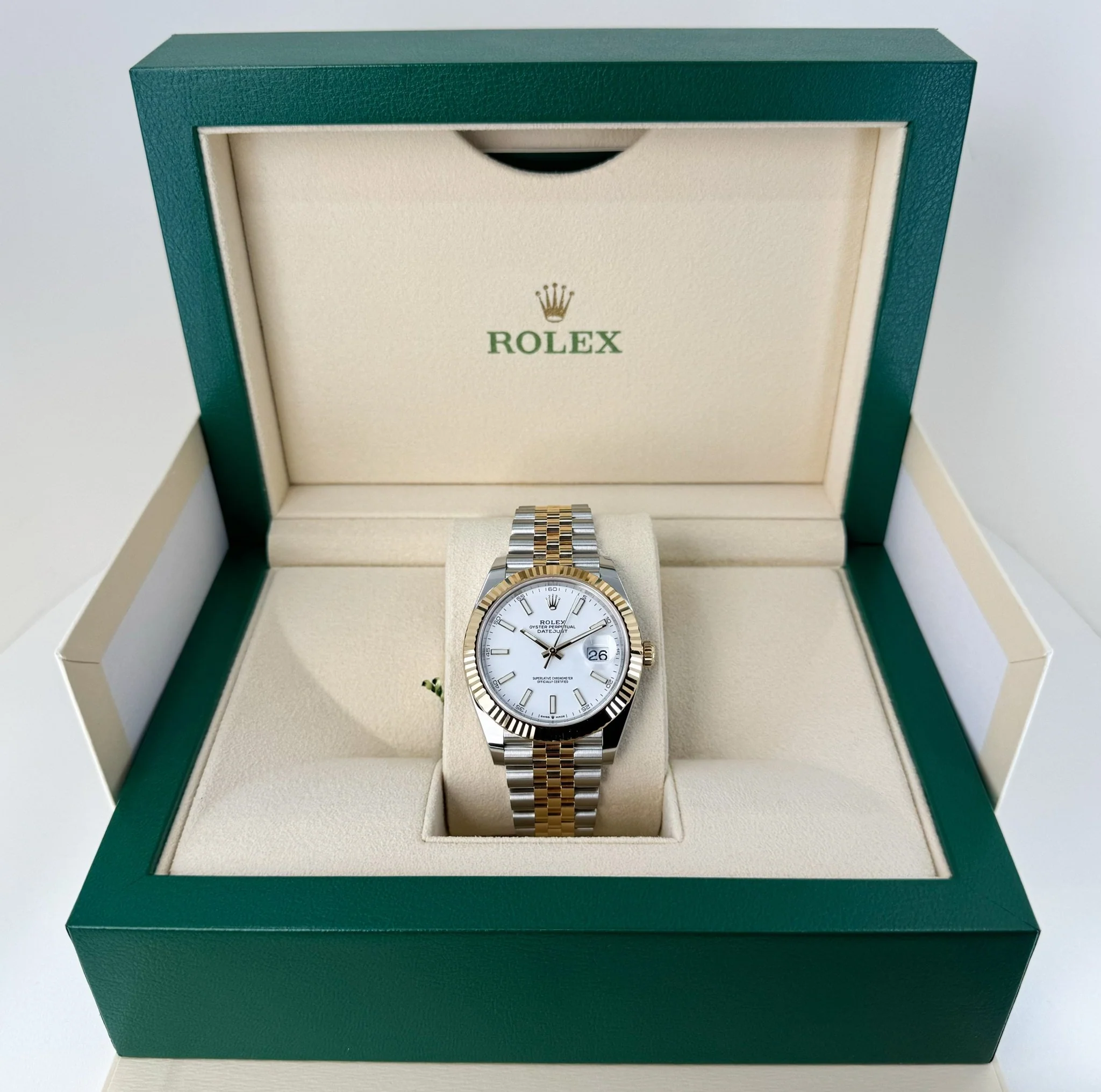Rolex Datejust 41 Yellow Gold/Steel White Index Dial Fluted Bezel Jubilee Bracelet 126333 - - Image 4