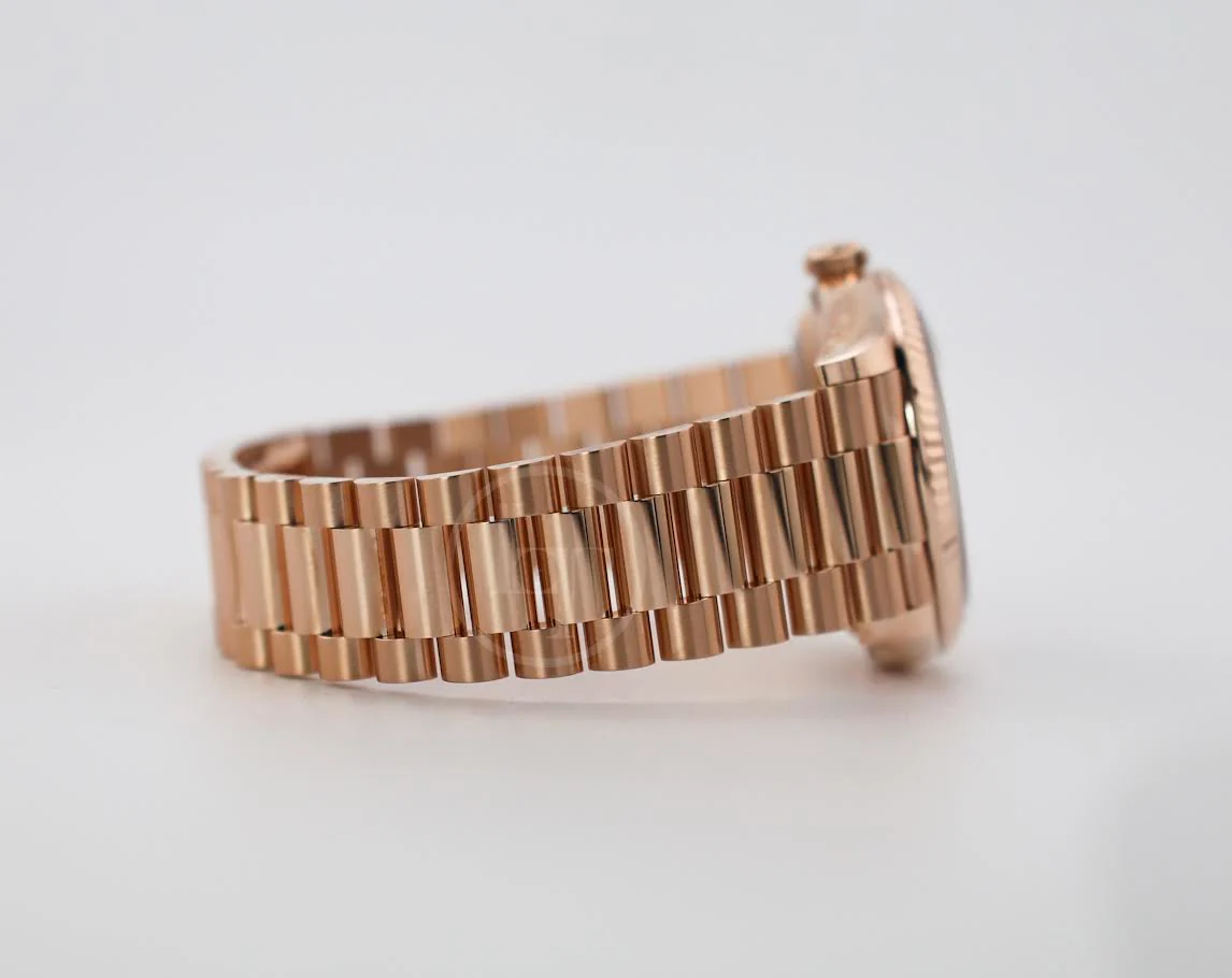 Rolex Day-Date 36 mm President Rose Gold Green Aventurine Diamond Dial Fluted Bezel - 128235 - Image 6
