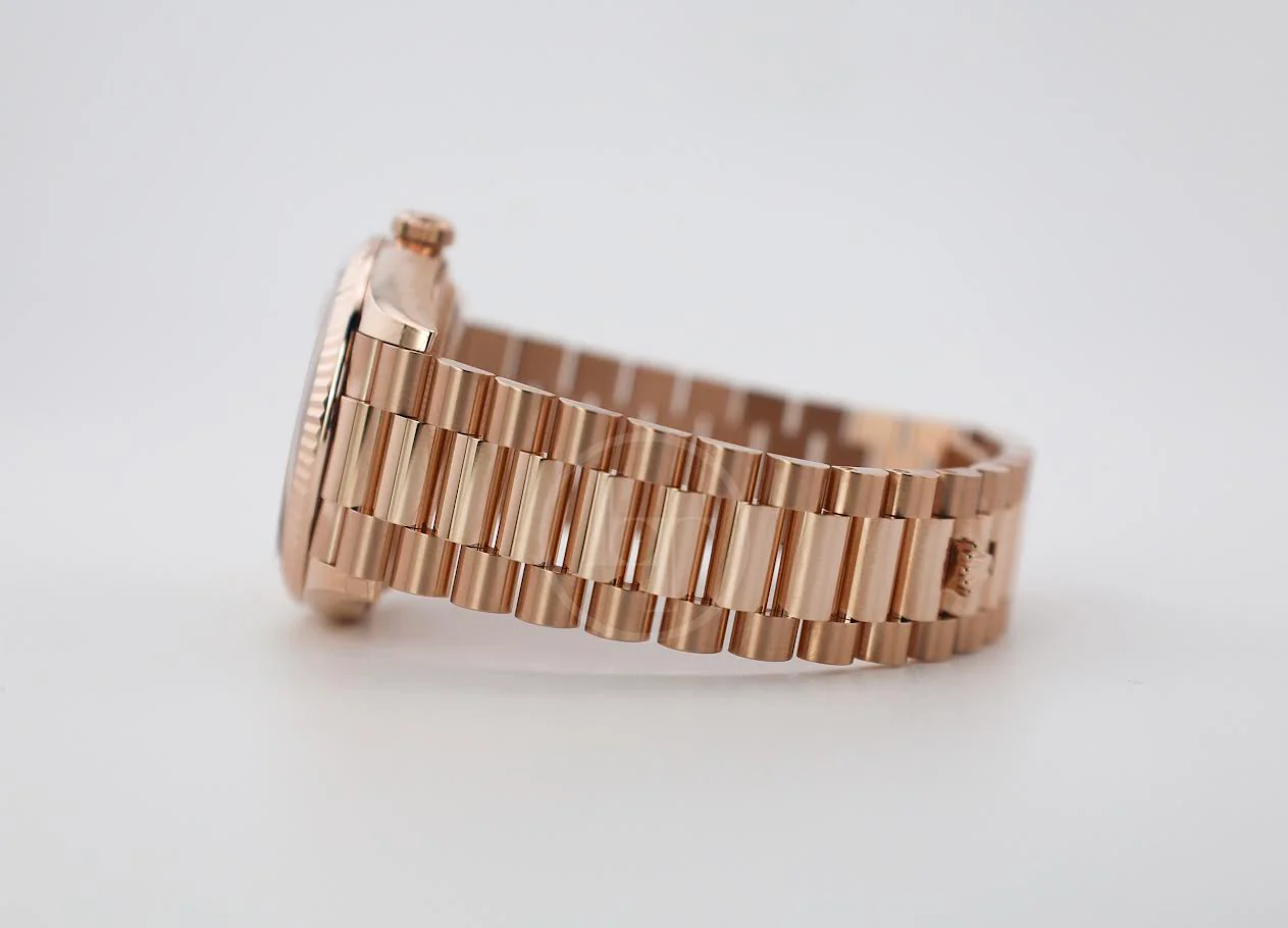 Rolex Day-Date 36 mm President Rose Gold Green Aventurine Diamond Dial Fluted Bezel - 128235 - Image 7