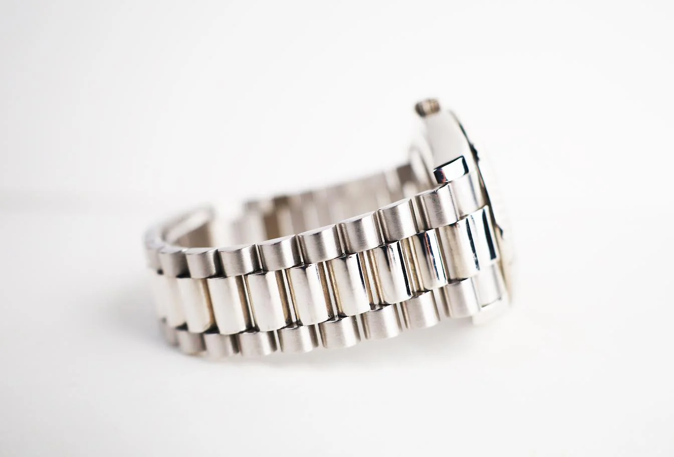 Rolex Day-Date 41mm White Gold Silver Diamond Dial & Fluted Bezel Oyster Bracelet 218239 - Image 5