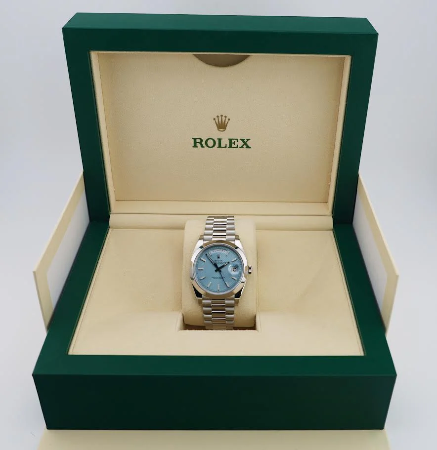 Rolex Day-Date 40 Platinum Ice Blue Diagonal Motif Dial & Smooth Bezel President Bracelet 228206 - - Image 4