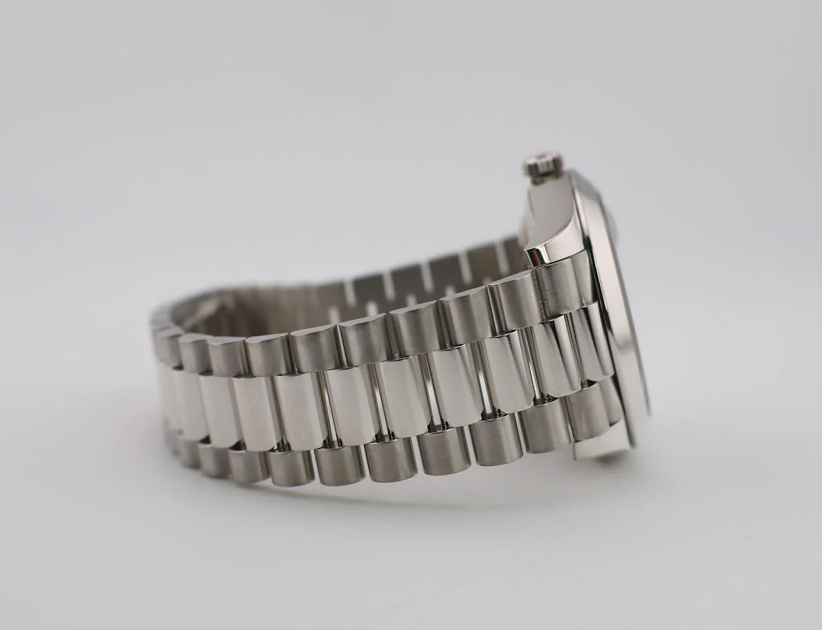 Rolex Day-Date 40 Platinum Ice Blue Diagonal Motif Dial & Smooth Bezel President Bracelet 228206 - - Image 6