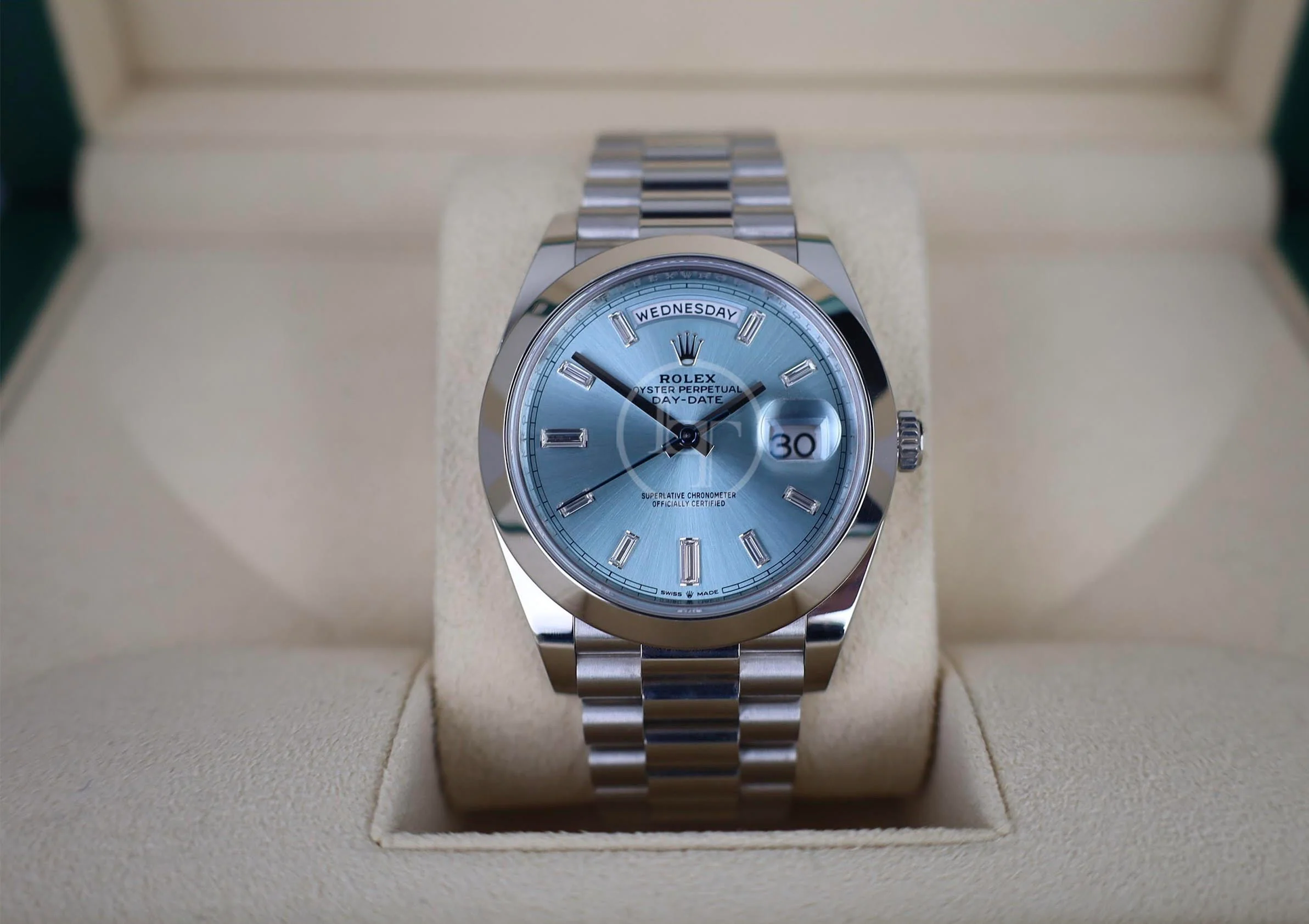 Rolex Day-Date 40 Platinum Ice Blue Diamond Dial & Smooth Bezel President Bracelet 228206 - - Image 3
