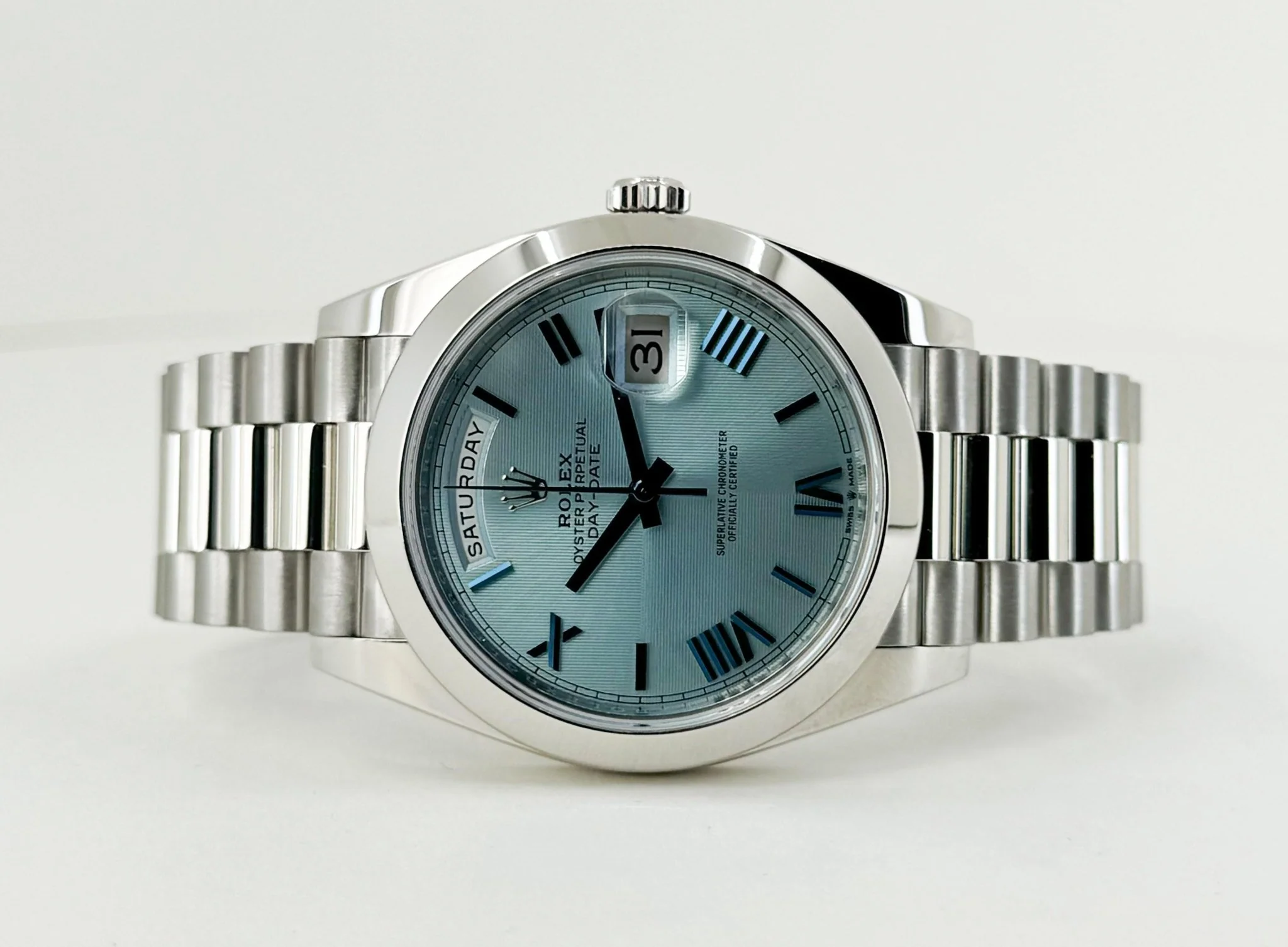Rolex Day-Date 40 Platinum Ice Blue Quadrant Roman Dial Roman Dial & Smooth Bezel President Bracelet 228206 - - Image 5