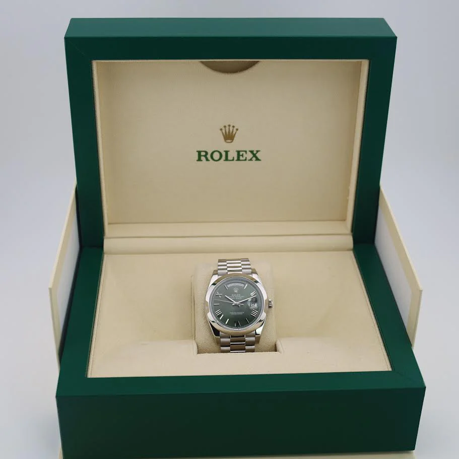 Rolex Day-Date 40 Platinum Olive Green Roman Dial & Smooth Bezel President Bracelet 228206 - - Image 4