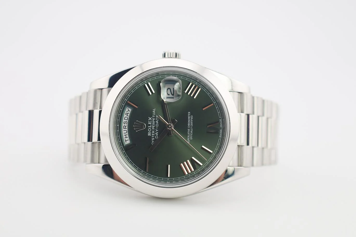 Rolex Day-Date 40 Platinum Olive Green Roman Dial & Smooth Bezel President Bracelet 228206 - - Image 5