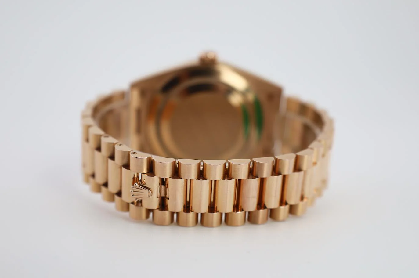 Rolex Day-Date 40 Rose Gold Chocolate Diagnonal Motif Index Dial & Fluted Bezel President Bracelet 228235 - - Image 9