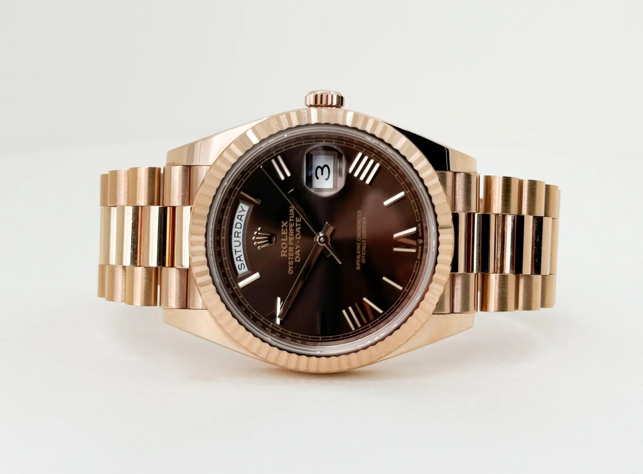 Rolex Day-Date 40 Rose Gold Chocolate Roman Dial & Fluted Bezel President Bracelet 228235 - - Image 5