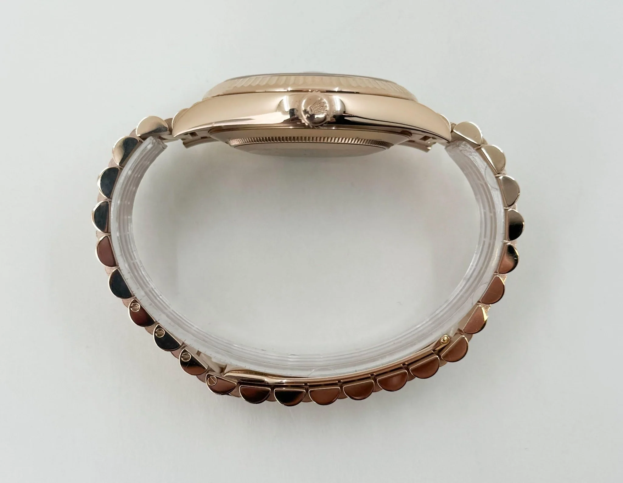 Rolex Day-Date 40 Rose Gold Chocolate Roman Dial & Fluted Bezel President Bracelet 228235 - - Image 8