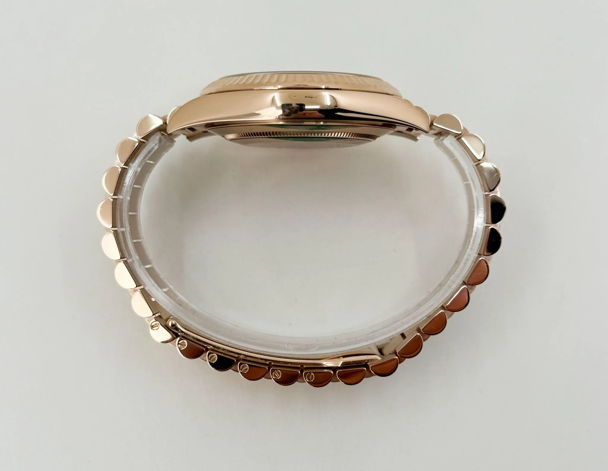 Rolex Day-Date 40 Rose Gold Chocolate Roman Dial & Fluted Bezel President Bracelet 228235 - - Image 9