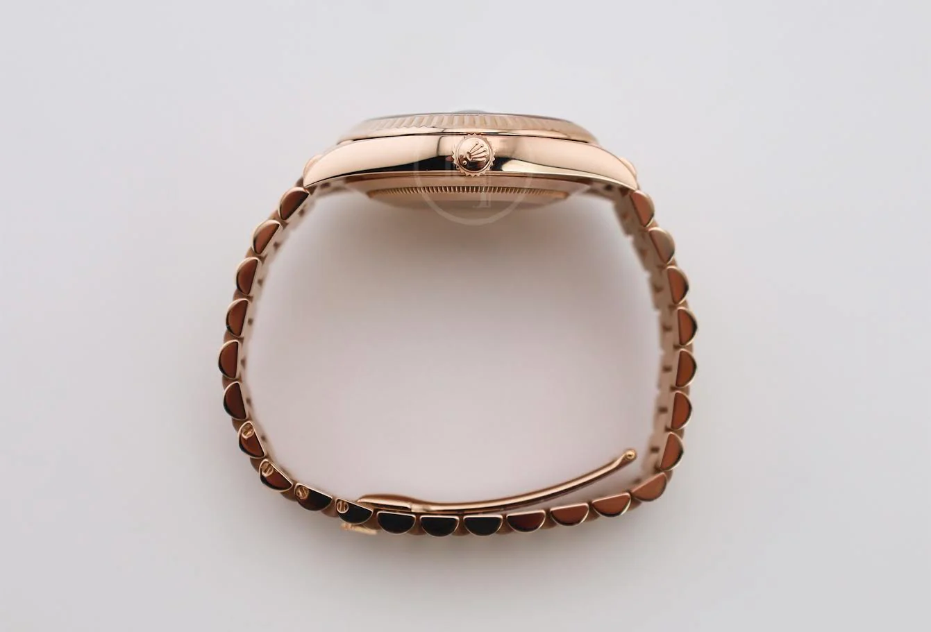 Rolex Day-Date 40 Rose Gold Olive Green Roman Dial & Fluted Bezel President Bracelet 228235 - - Image 8