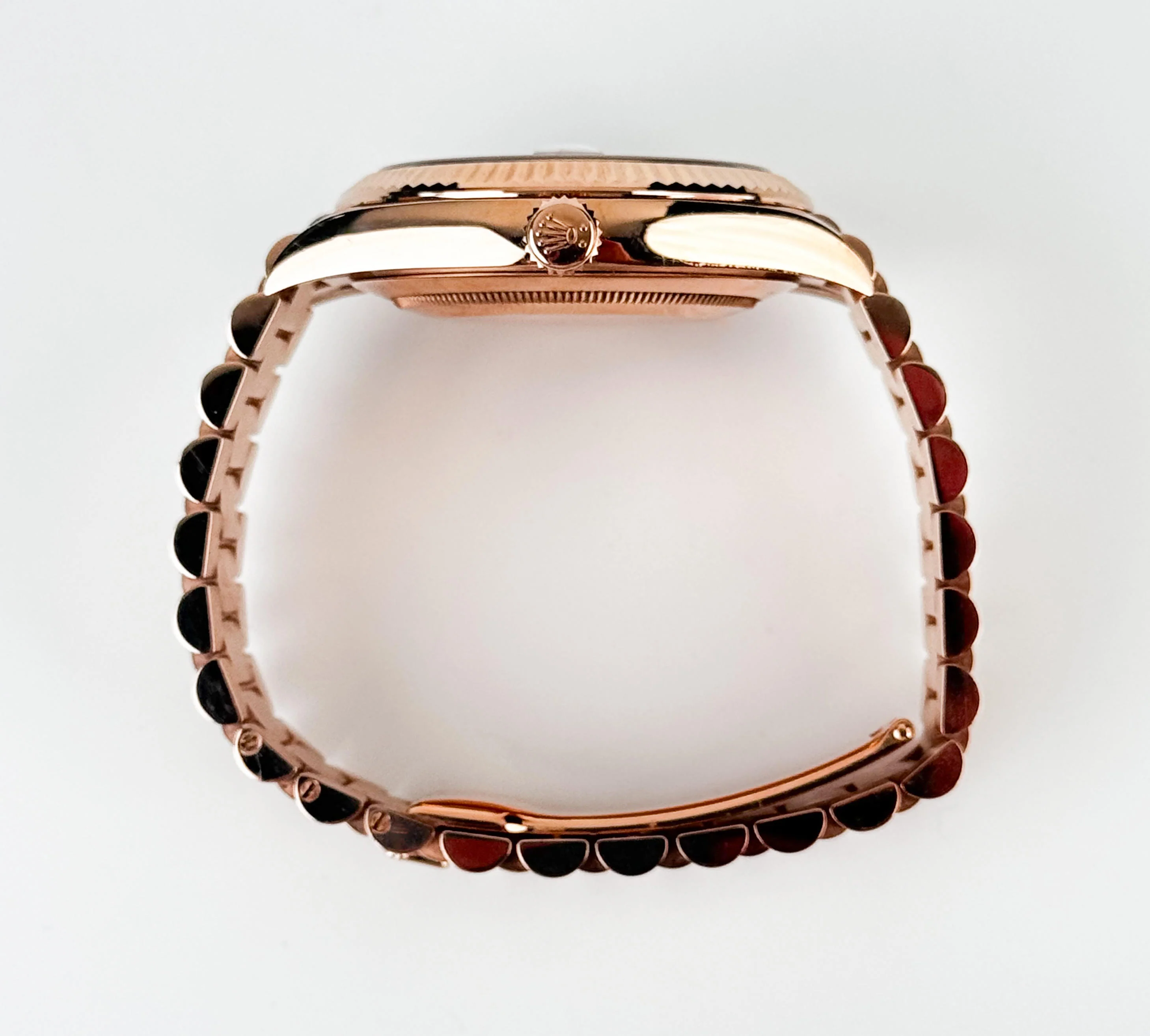 Rolex Day-Date 40 Rose Gold Sundust Diamond Dial & Fluted Bezel President Bracelet 228235 - - Image 8