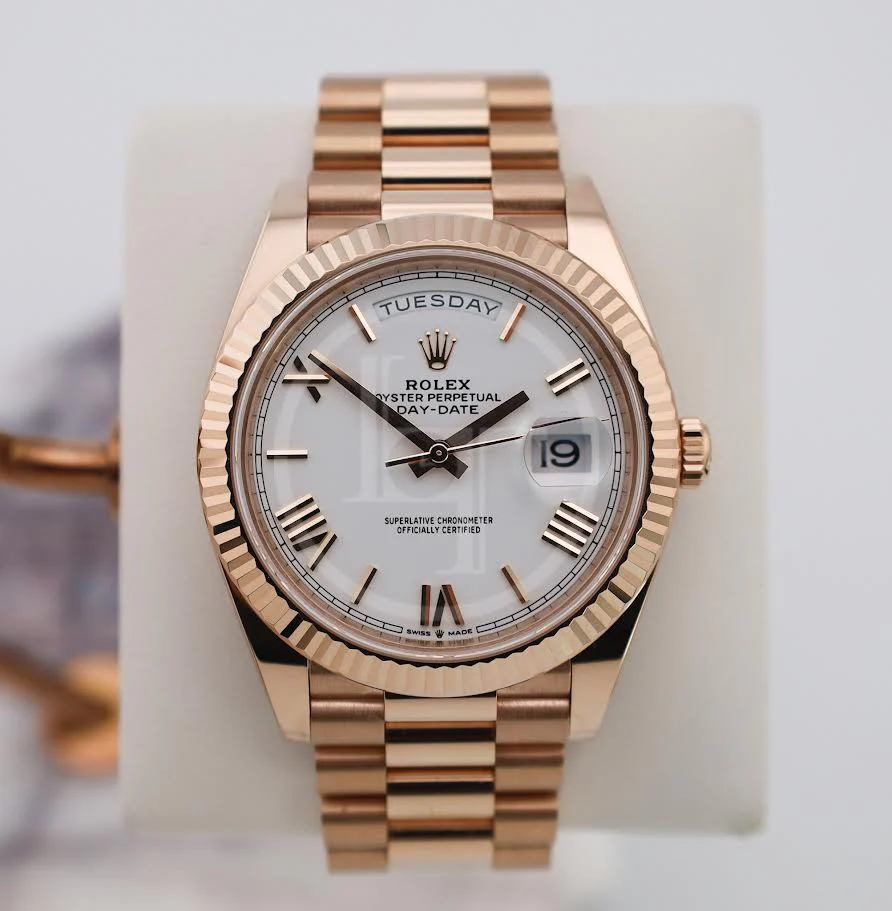 Rolex Day-Date 40 Rose Gold White Roman Dial & Fluted Bezel President Bracelet 228235 - - Image 2