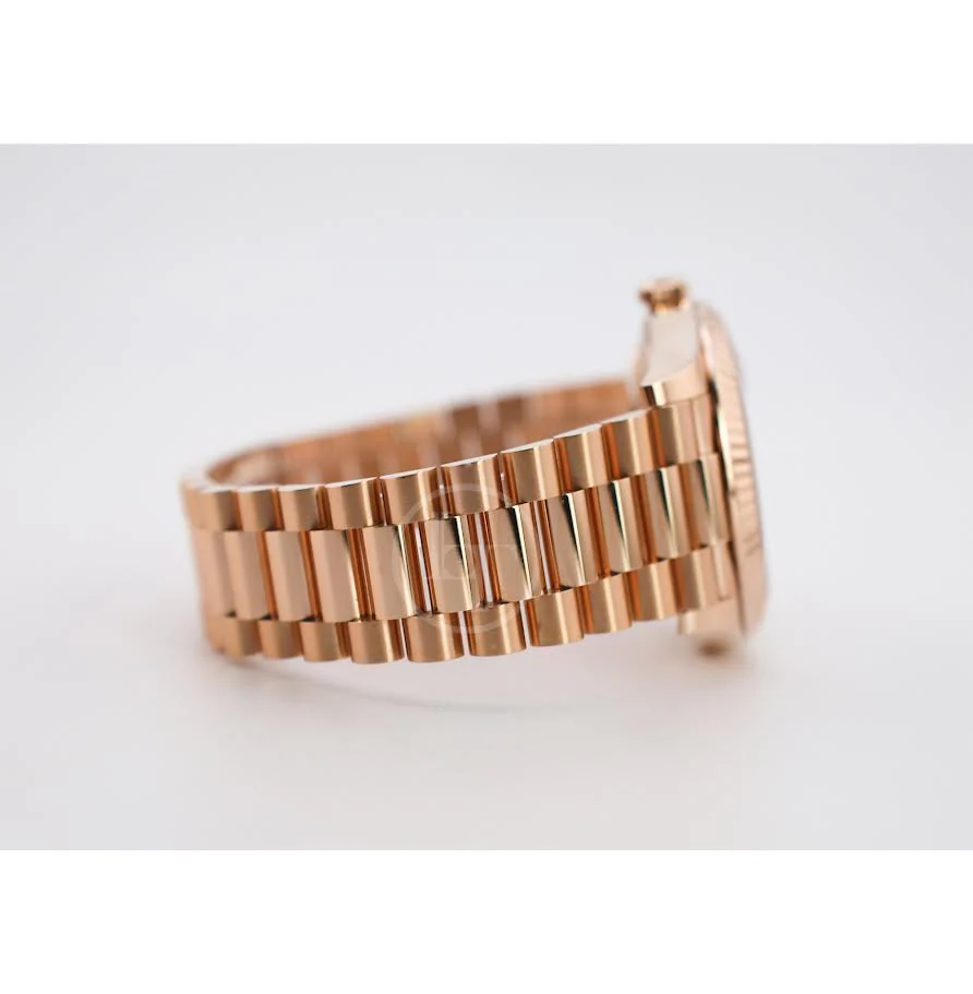 Rolex Day-Date 40 Rose Gold White Roman Dial & Fluted Bezel President Bracelet 228235 - - Image 6