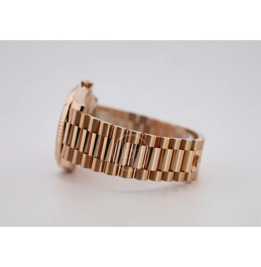 Rolex Day-Date 40 Rose Gold White Roman Dial & Fluted Bezel President Bracelet 228235 - - Image 7