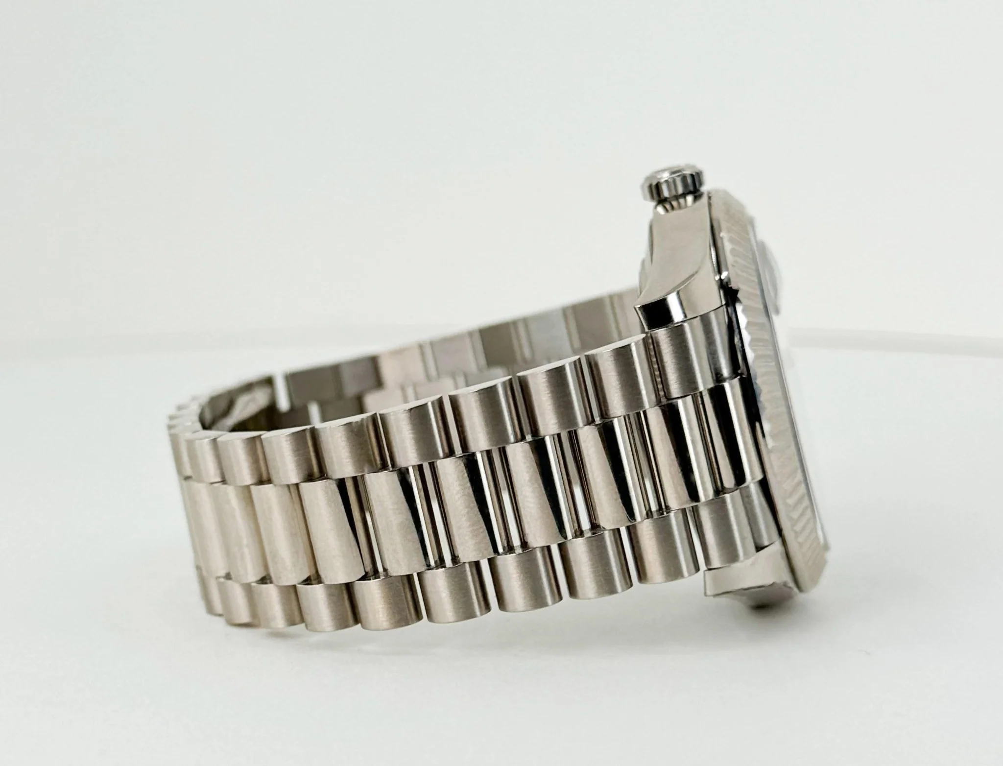 Rolex Day-Date 40 White Gold Slate Dial Index Dial & Fluted Bezel President Bracelet 228239 - Image 5