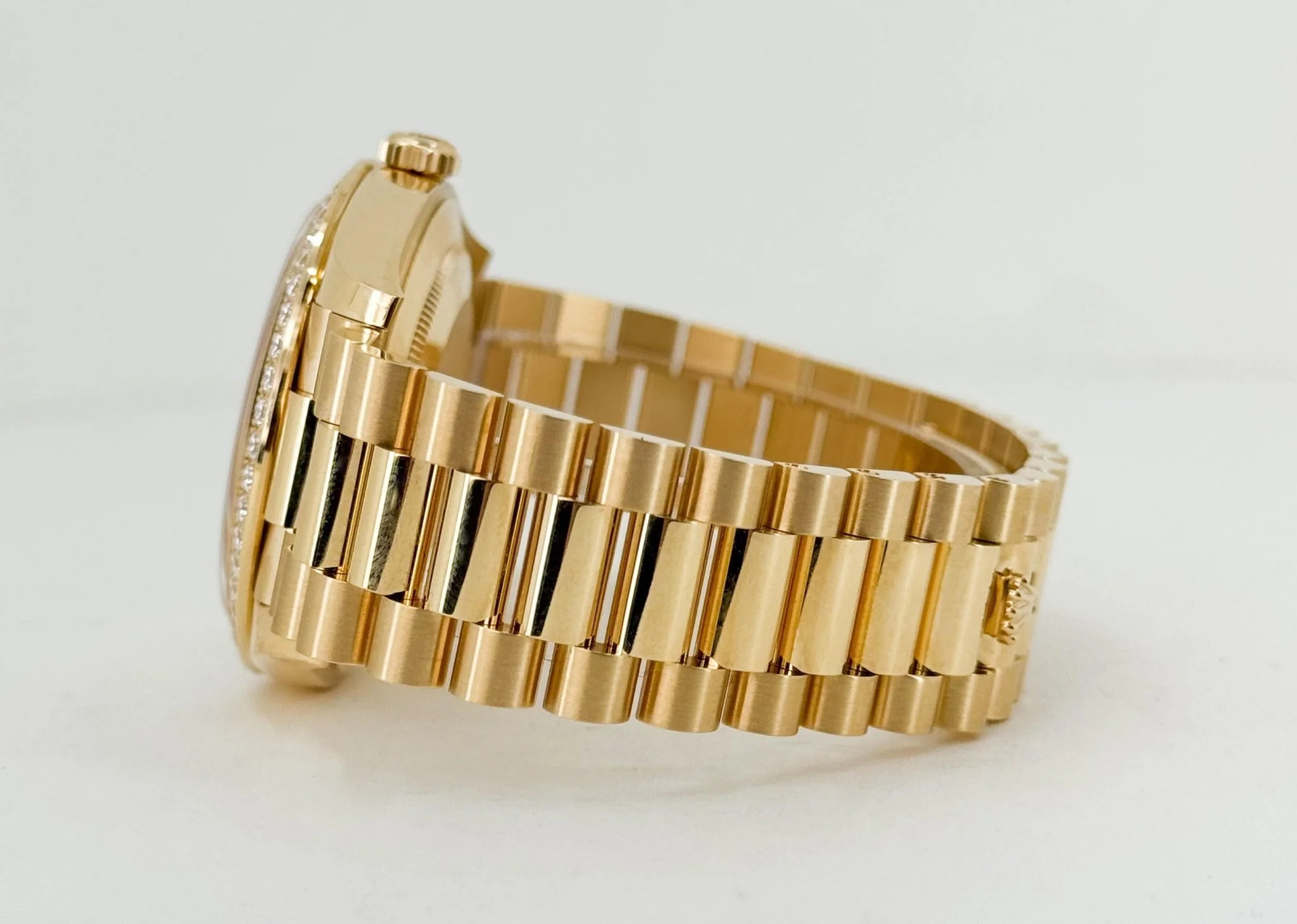 Rolex Day-Date 40 Yellow Gold Champagne Diamond Dial & Diamond Bezel President Bracelet 228348RBR - - Image 7