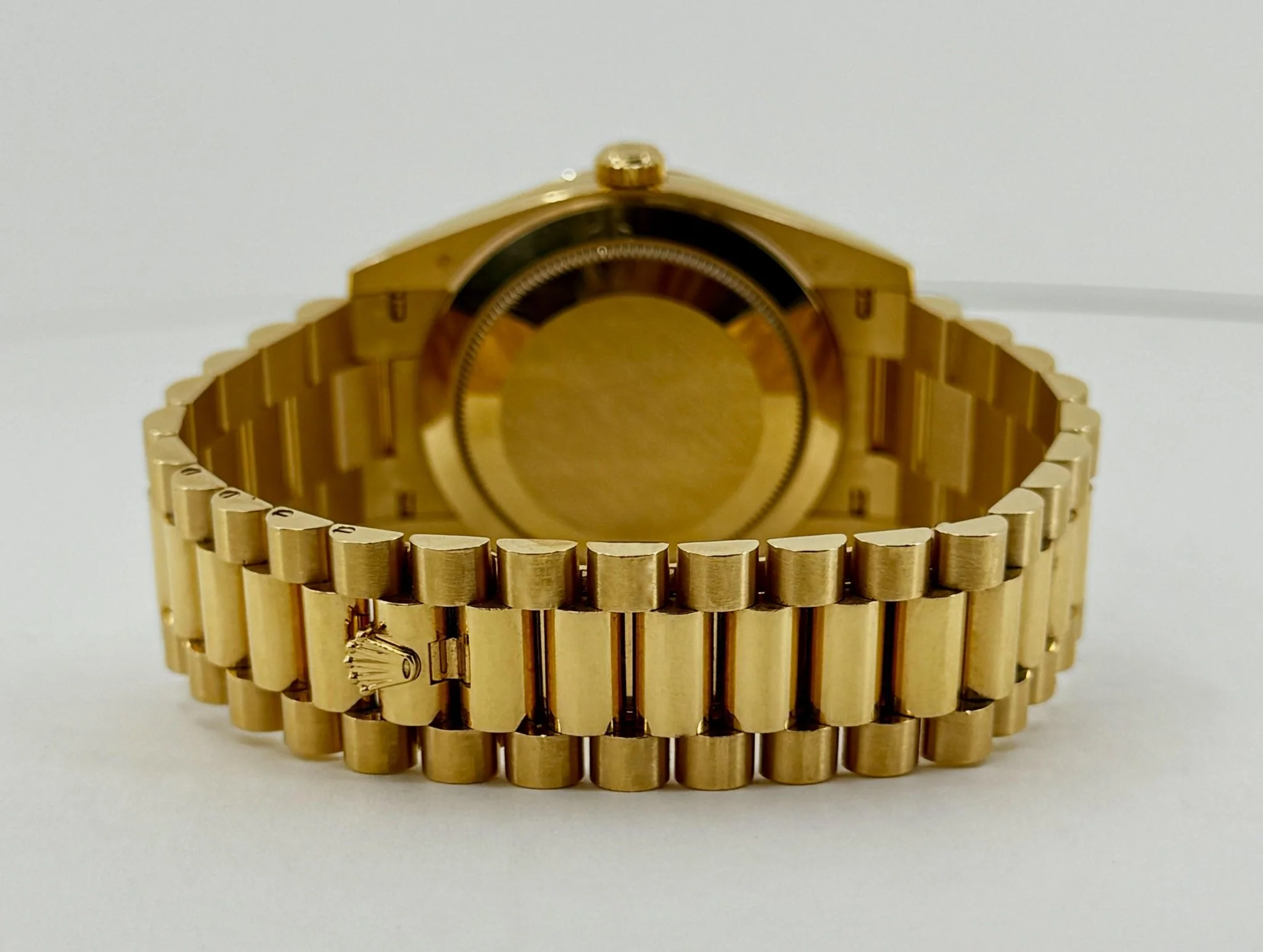Rolex Day-Date 40 Yellow Gold White Roman Dial & Fluted Bezel President Bracelet 228238 - - Image 9