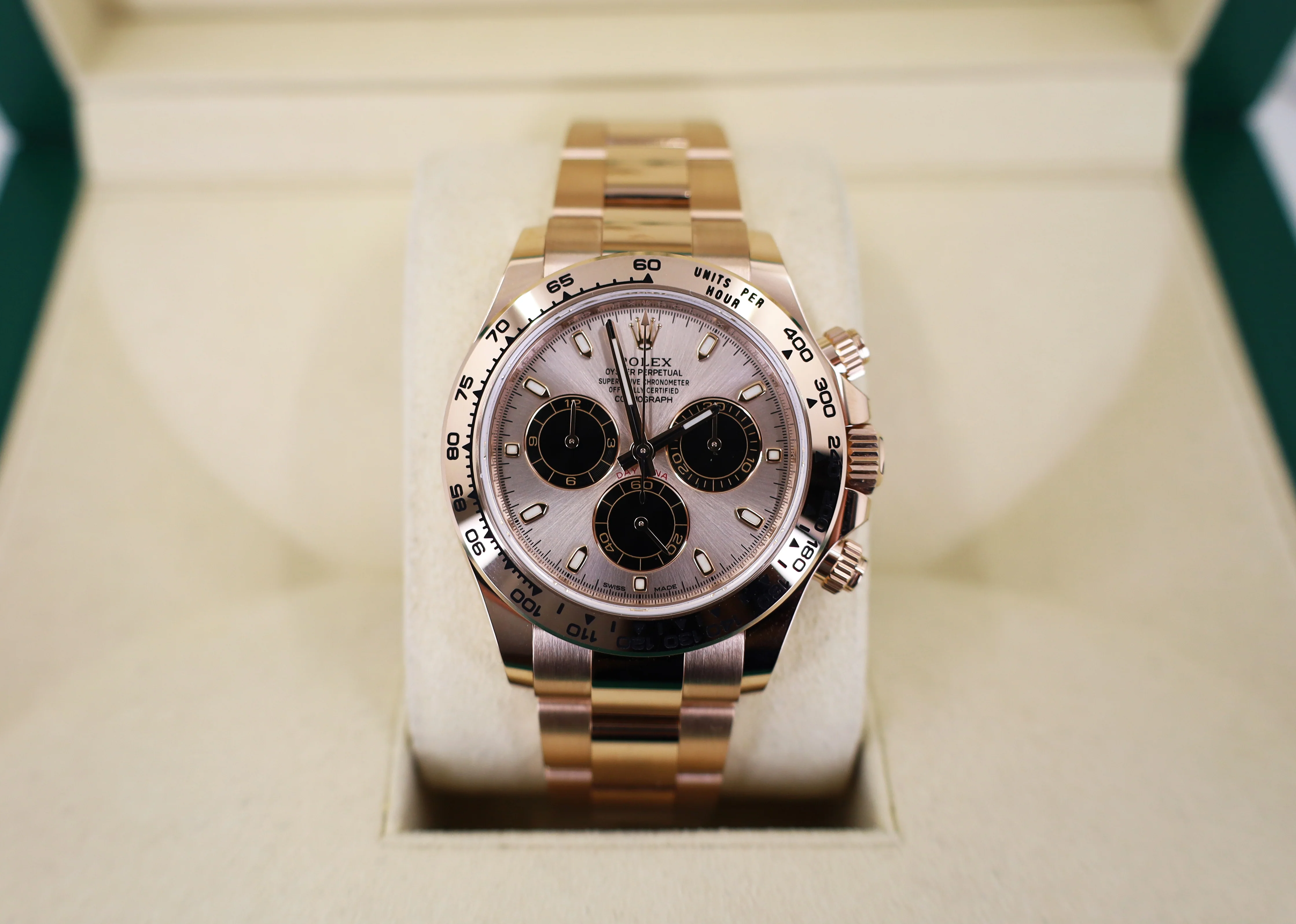 Rolex Daytona Rose Gold Pink & Black Index Dial Rose Gold Bezel Oyster Bracelet 116505 - Image 2