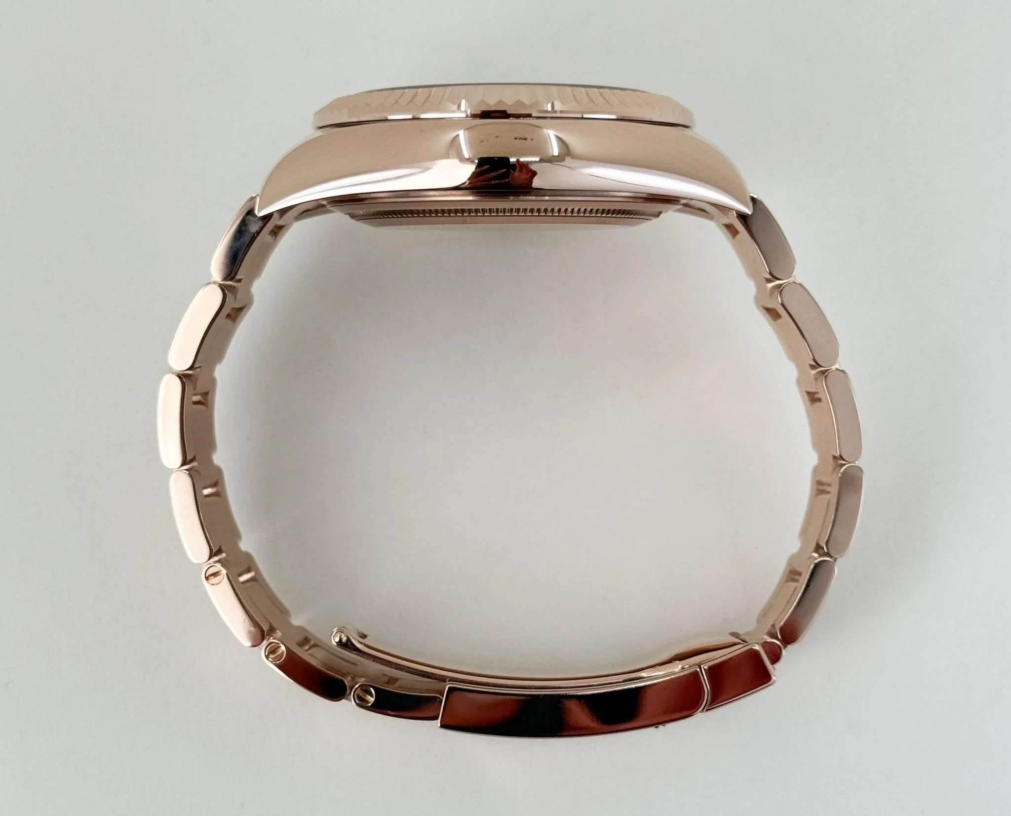 Rolex Everose Gold Sky-Dweller Watch - Fluted Ring Command Bezel - Blue-Green Index Dial - Oyster Bracelet - Image 9