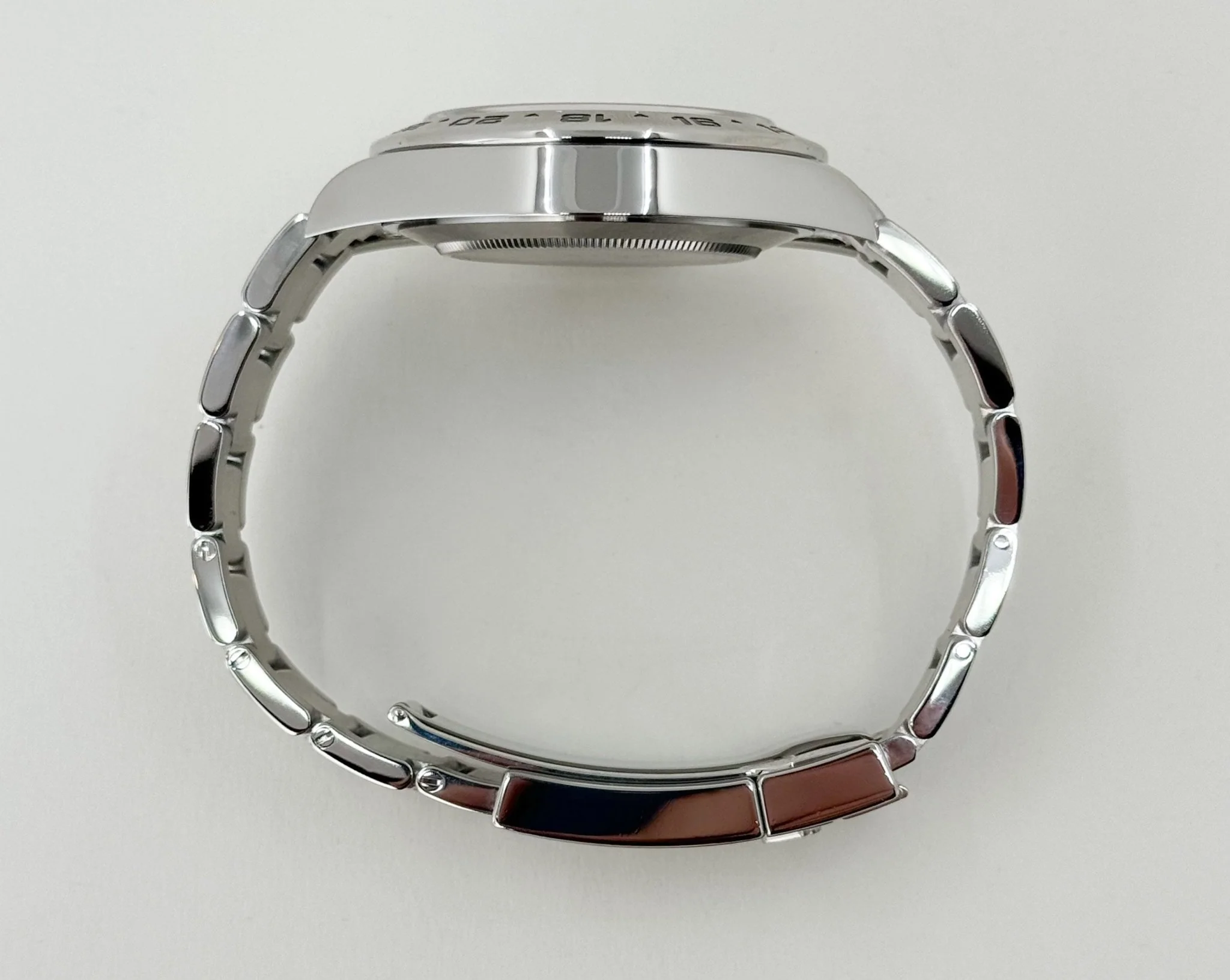 Rolex Explorer II "Steve McQueen" GMT Stainless Steel White Dial 42mm Oyster Bracelet 216570 - Image 9
