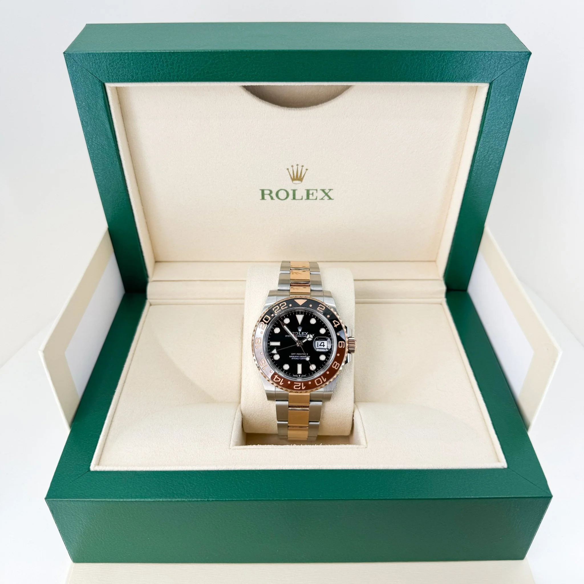 Rolex GMT Master II Root Beer Rose Gold/Steel Black Dial Black/Brown Ceramic Bezel 126711CHNR - Image 4