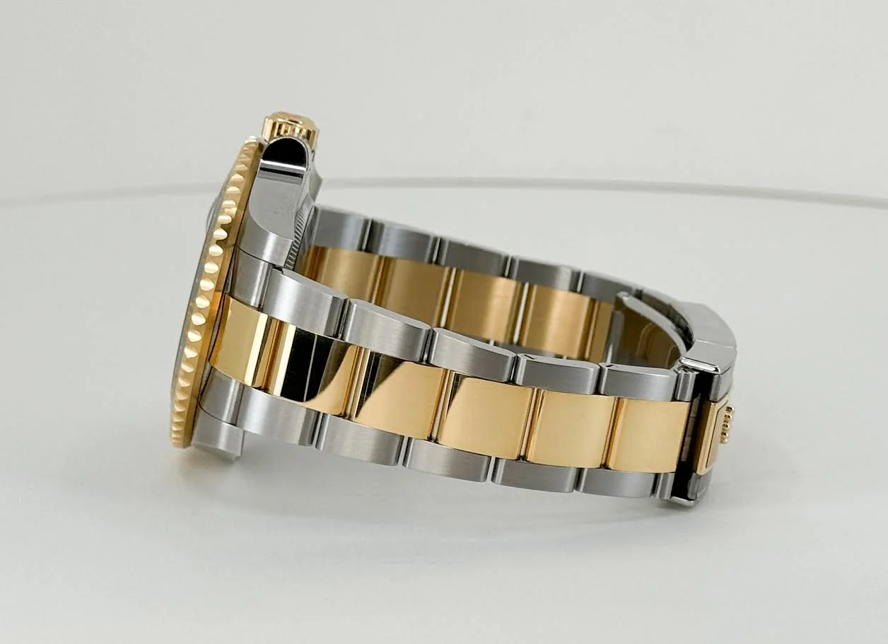 Rolex GMT Master II Yellow Gold/Steel Black Dial Ceramic Bezel Oyster Bracelet 116713LN - Image 4