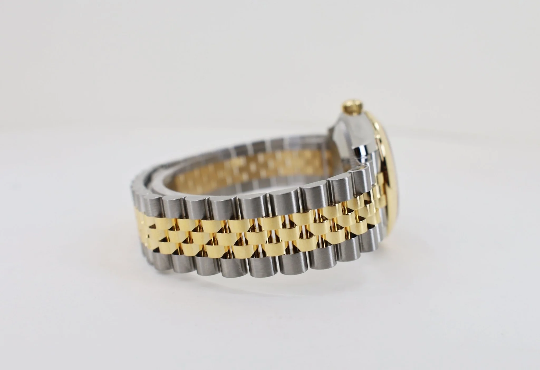 Rolex Lady-Datejust 31 Yellow Gold/Steel Olive Green Roman Diamond VI Dial & Fluted Bezel Jubilee Bracelet 278273 - Image 5