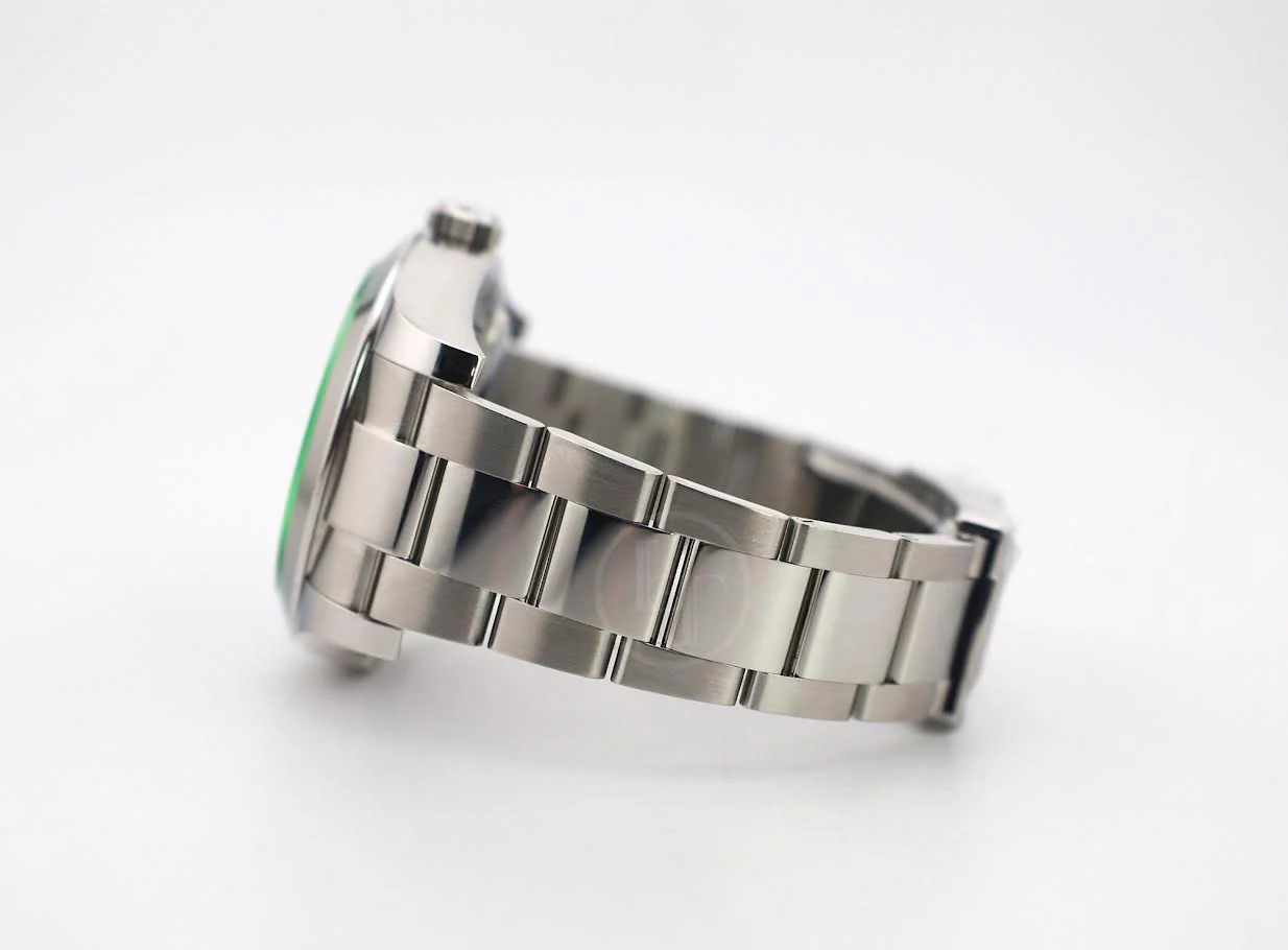 Rolex Milgauss Green Crystal Stainless Steel Blue Dial & Bezel Oyster Bracelet 116400GV - Image 7
