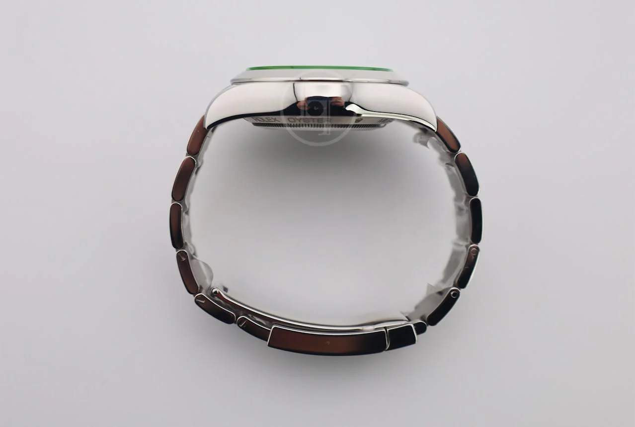 Rolex Milgauss Green Crystal Stainless Steel Blue Dial & Bezel Oyster Bracelet 116400GV - Image 9