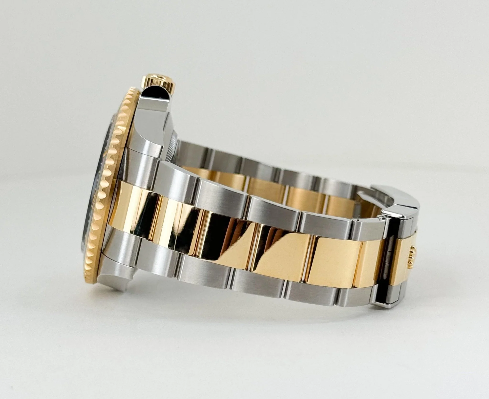 Rolex Sea-Dweller 43mm Case Yellow Gold/Steel Black Luminous Dial & Ceramic Bezel Oyster Bracelet 126603 - Image 7