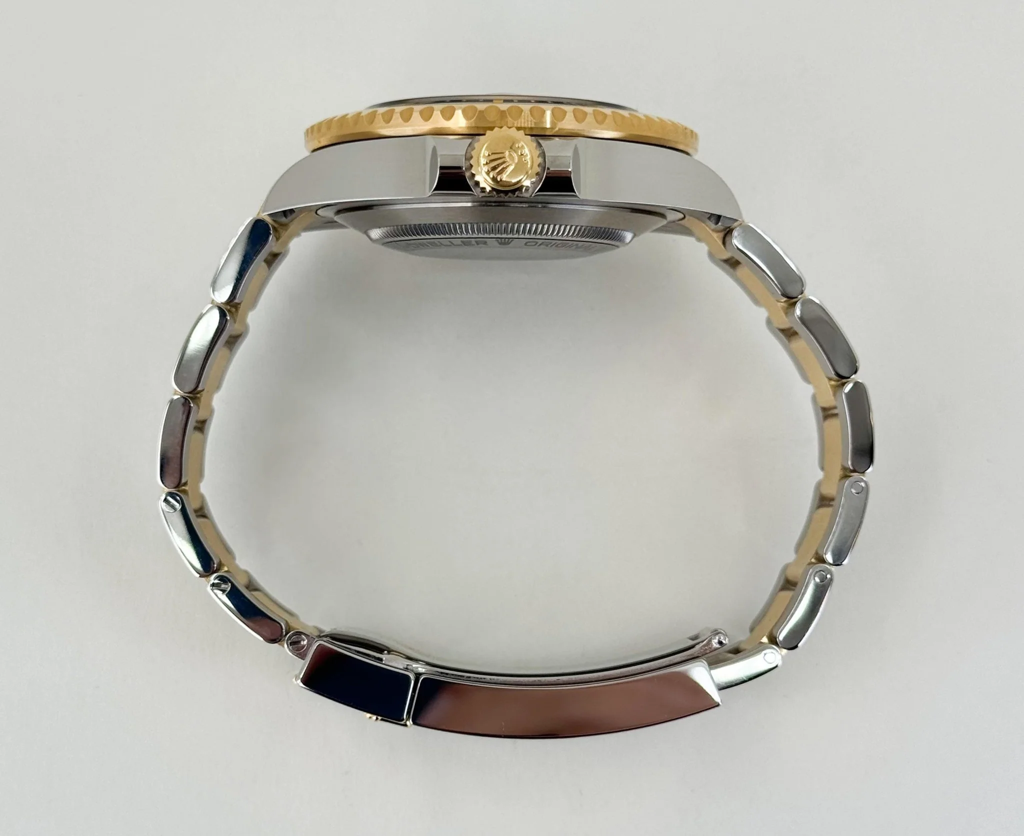 Rolex Sea-Dweller 43mm Case Yellow Gold/Steel Black Luminous Dial & Ceramic Bezel Oyster Bracelet 126603 - Image 8