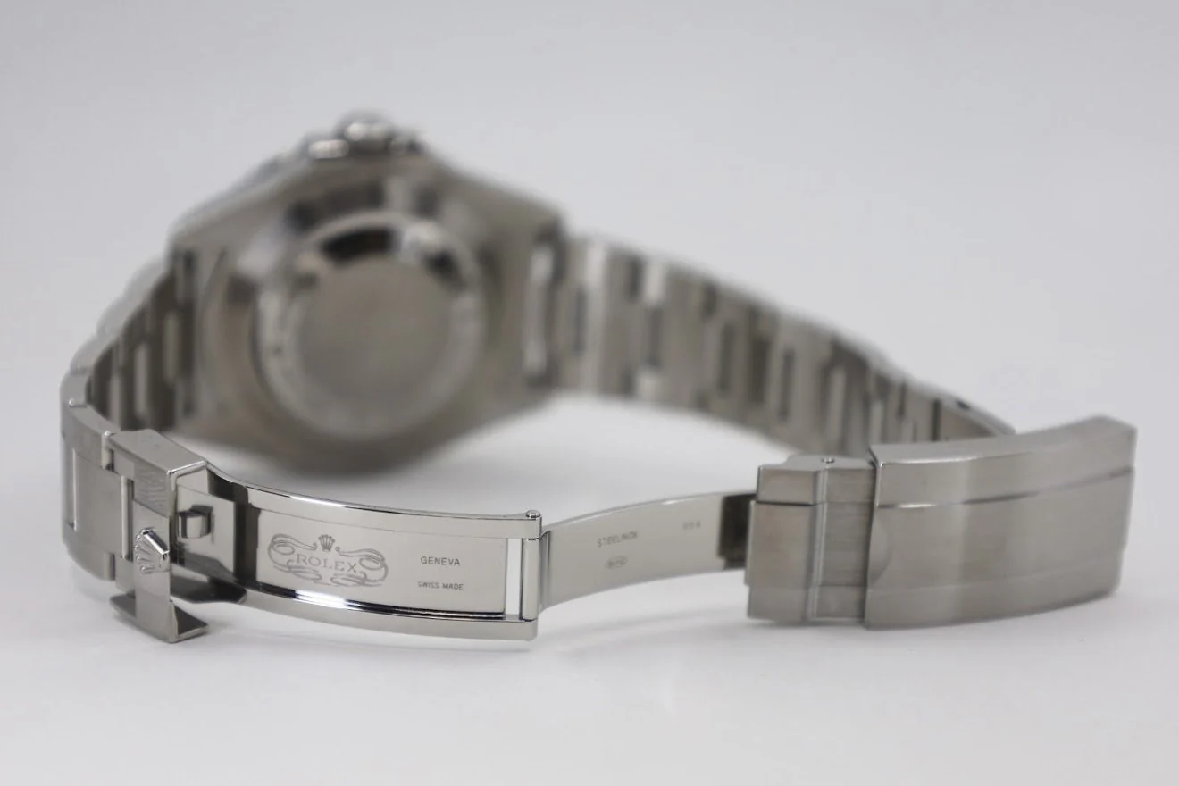 Rolex Sea-Dweller Stainless Steel Black Maxi Dial & Ceramic Bezel Oyster Bracelet 43mm 126600 - Image 10