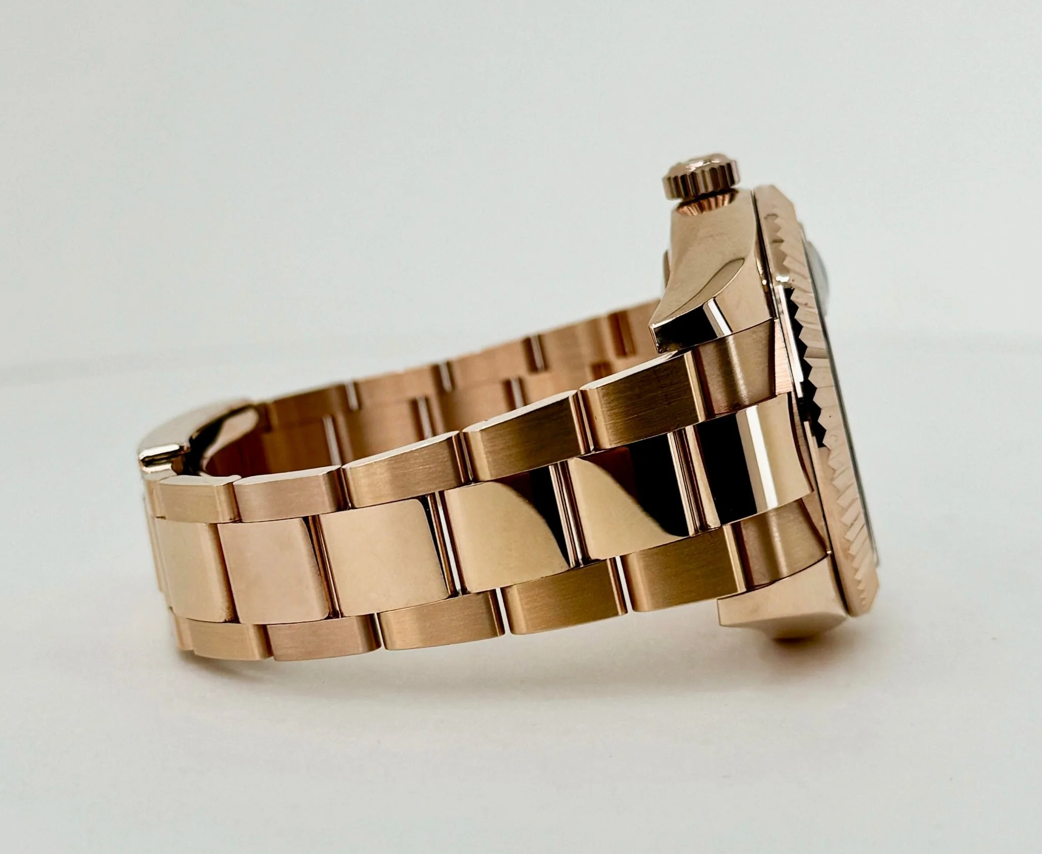 Rolex Sky-Dweller Rose Gold White Index Dial Fluted Bezel Oyster Bracelet 326935 - Image 6