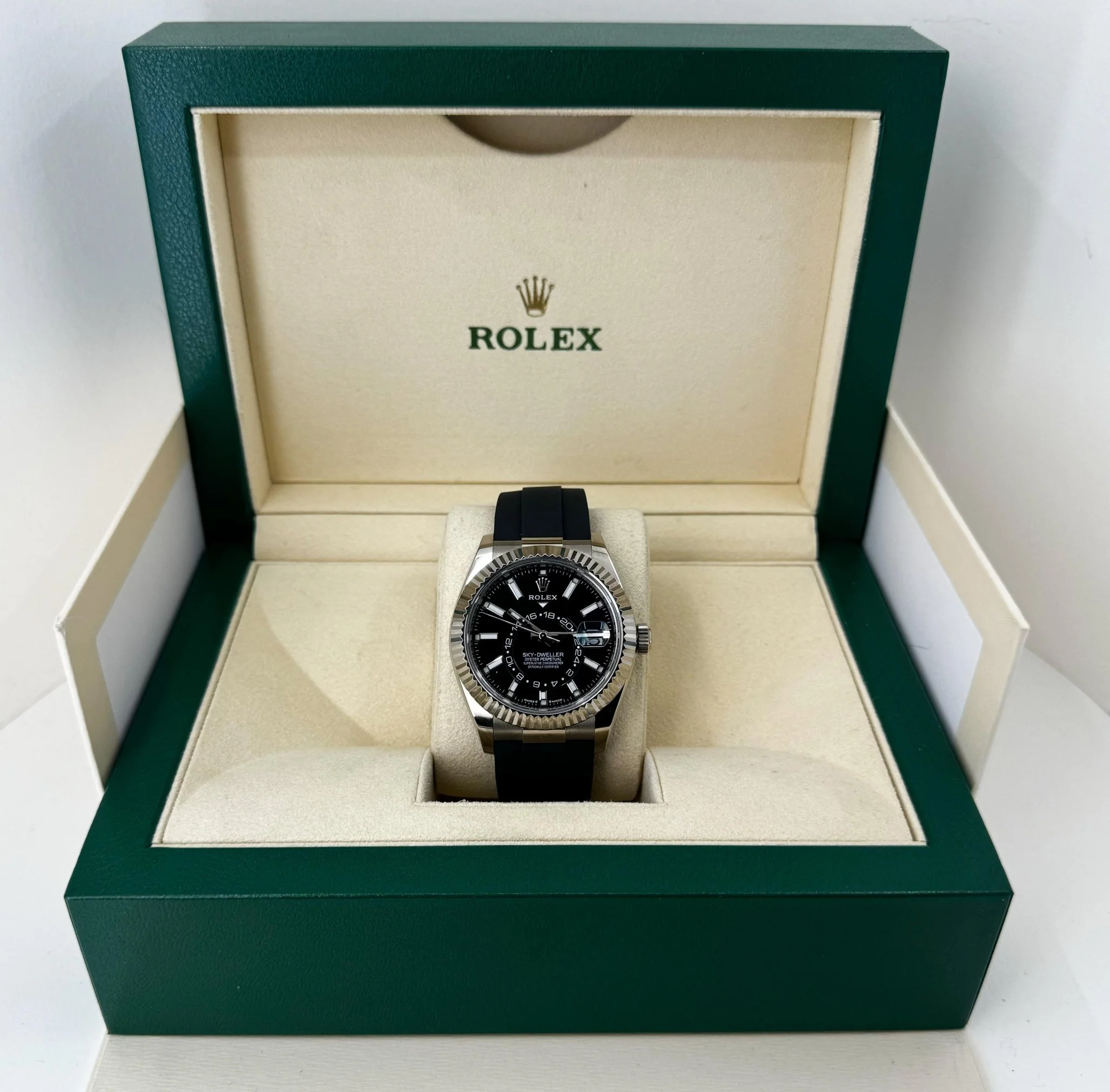 Rolex Sky-Dweller White Gold Bright Black Index Dial Oysterflex Rubber Strap 336239 - Image 3
