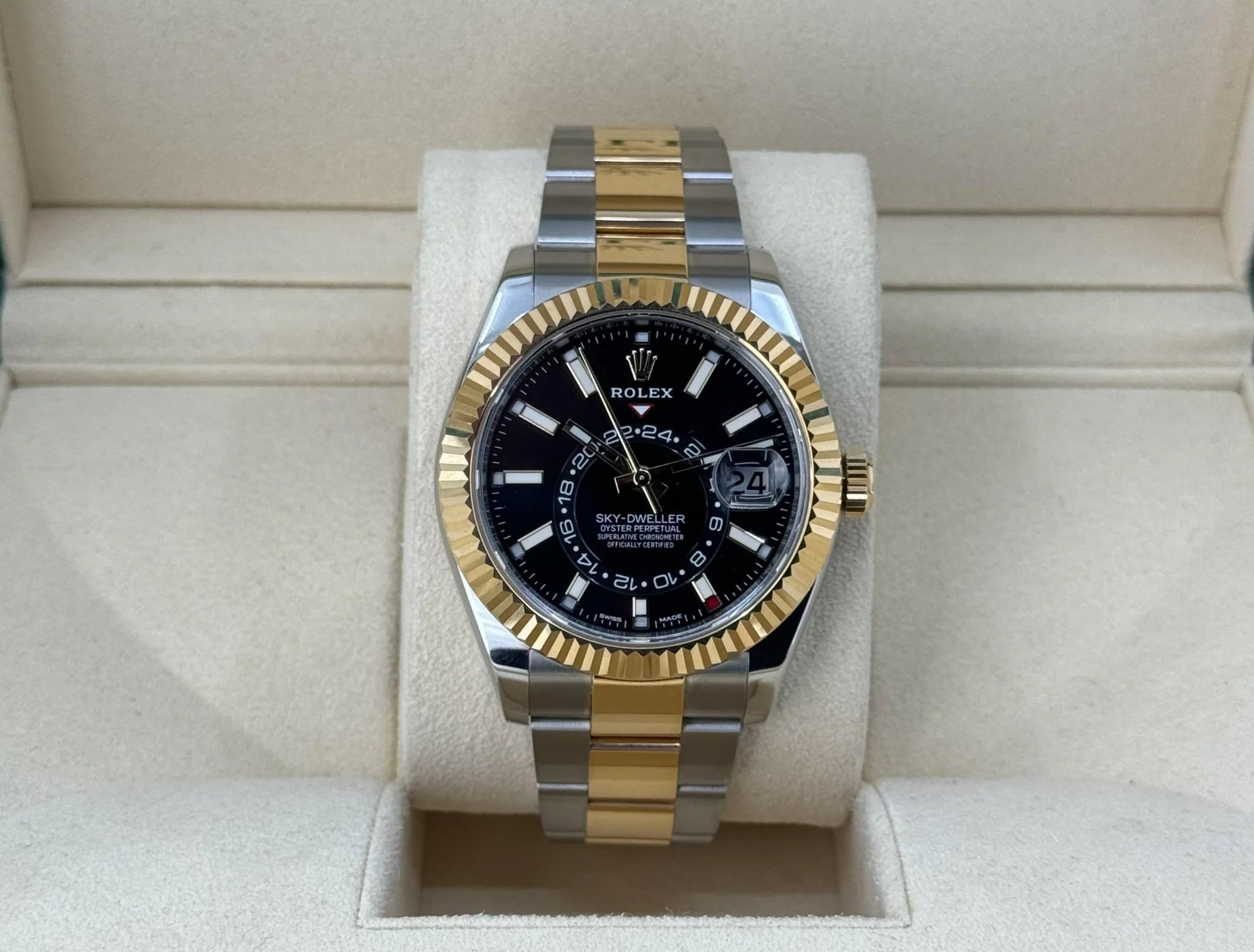 Rolex Sky-Dweller Yellow Gold/Steel Black Index Dial Fluted Bezel Oyster Bracelet 326933 - Image 3