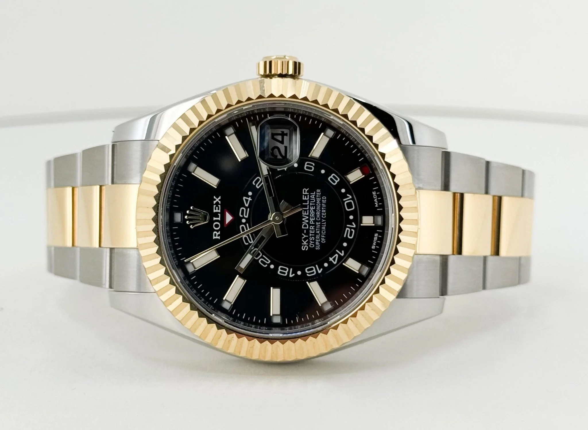 Rolex Sky-Dweller Yellow Gold/Steel Black Index Dial Fluted Bezel Oyster Bracelet 326933 - Image 5