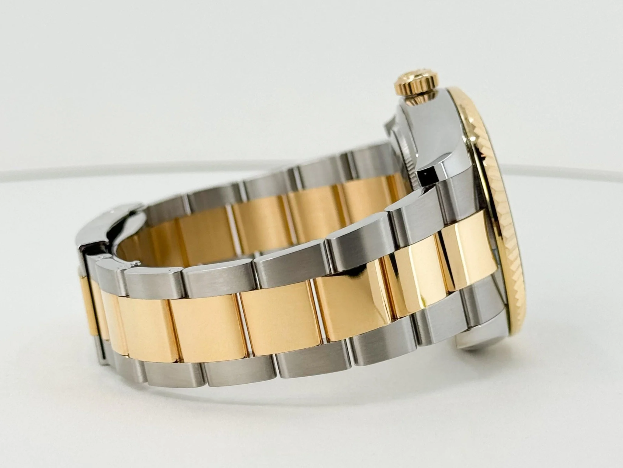 Rolex Sky-Dweller Yellow Gold/Steel Black Index Dial Fluted Bezel Oyster Bracelet 326933 - Image 7