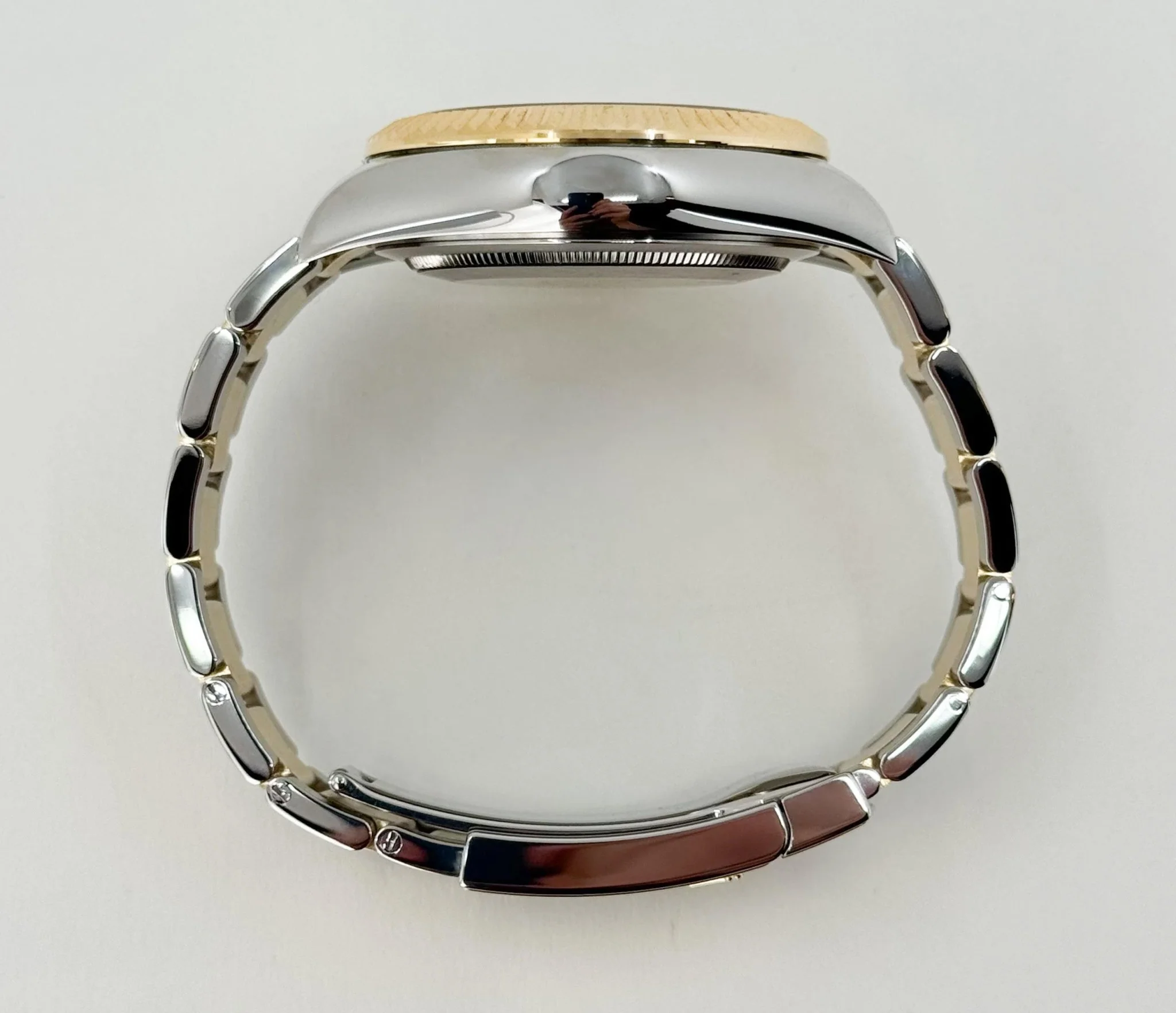 Rolex Sky-Dweller Yellow Gold/Steel Black Index Dial Fluted Bezel Oyster Bracelet 326933 - Image 9