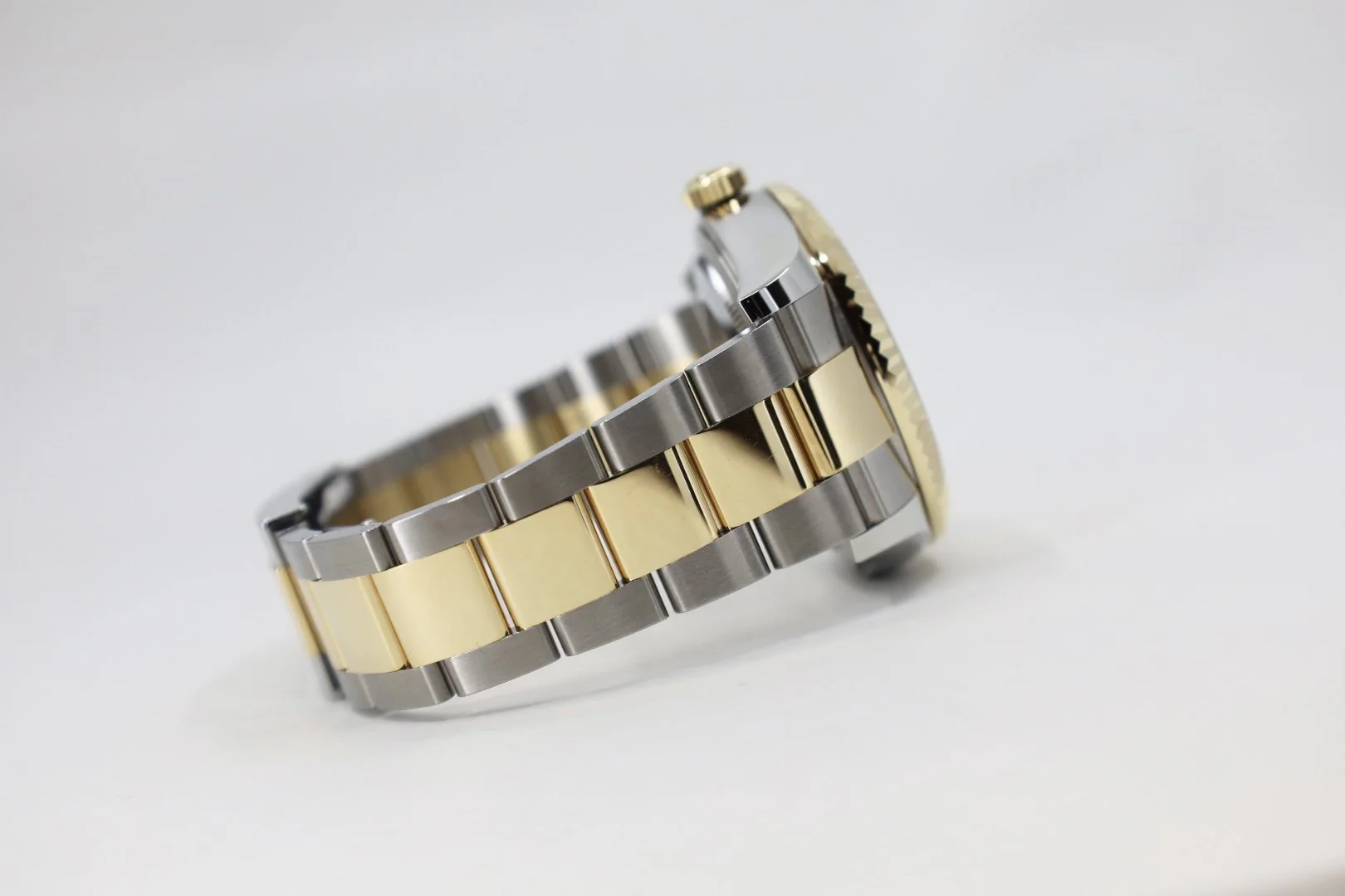 Rolex Sky-Dweller Yellow Gold/Steel Champagne Index Dial Fluted Bezel Oyster Bracelet 326933 - Image 5
