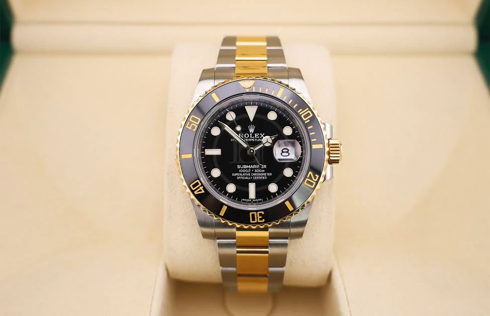 Rolex Submariner Date Yellow Gold/Steel Black Dial & Ceramic Bezel Oyster Bracelet 116613LN - Image 3