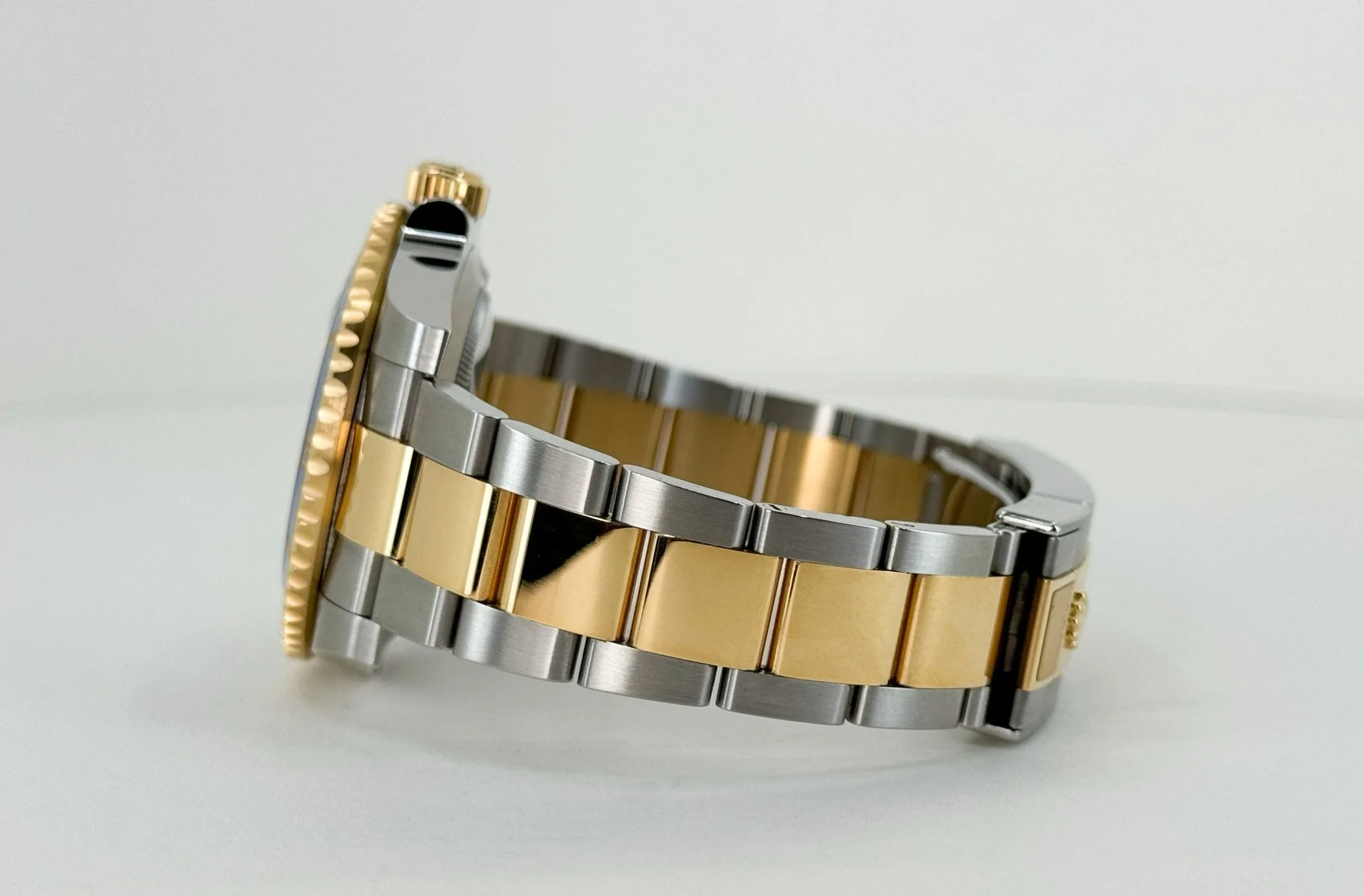 Rolex Submariner Date Yellow Gold/Steel Blue Dial & Ceramic Bezel Oyster Bracelet 116613LB - Image 6