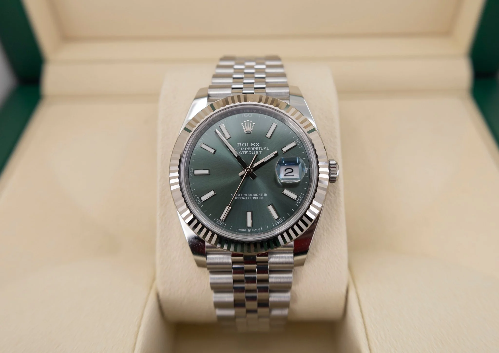 Rolex White Rolesor Datejust 41 Watch - Fluted Bezel - Mint Green Index Dial - Jubilee Bracelet - 126334 - Image 2