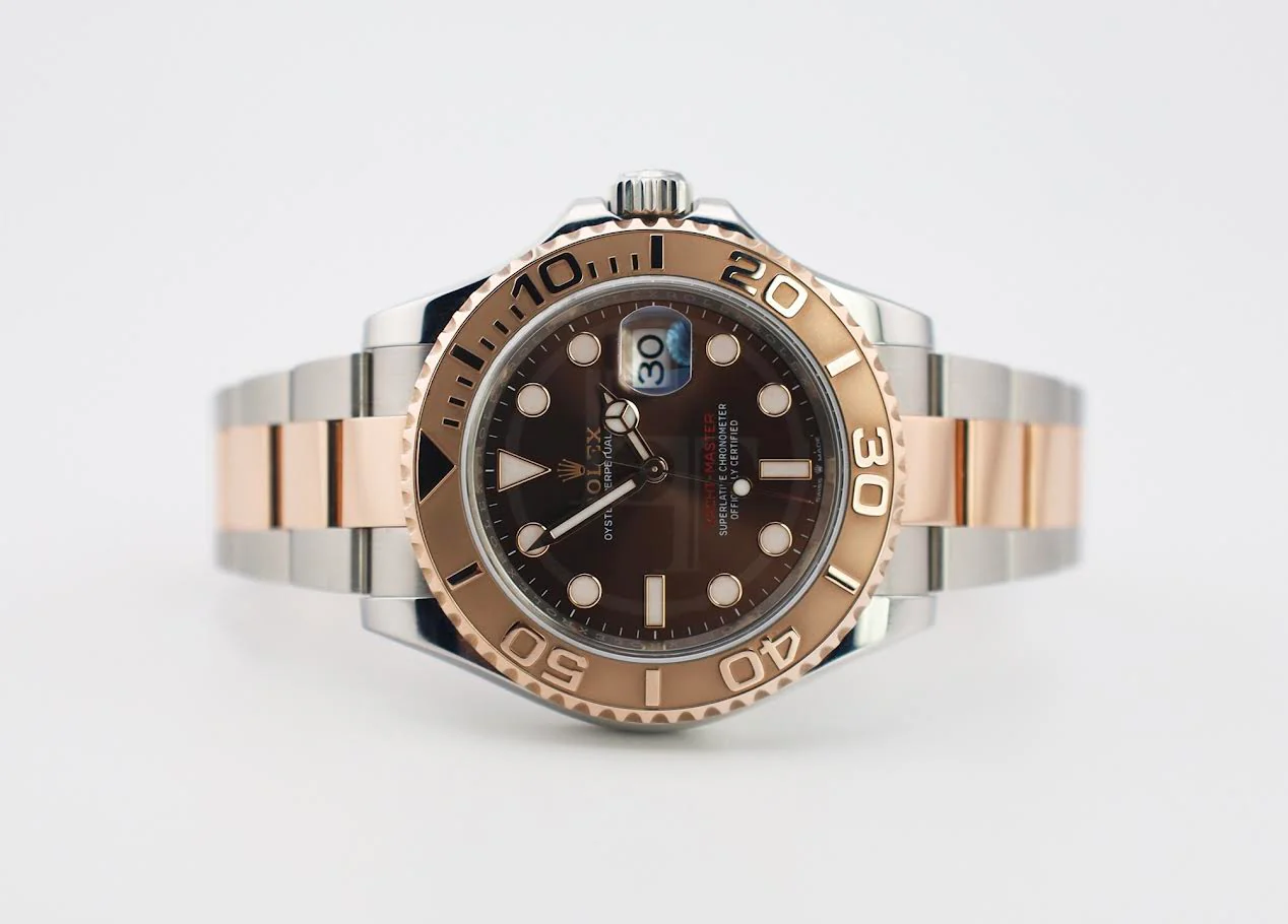 Rolex Yacht-Master 40 Everose Rose Gold/Steel Chocolate Brown Dial Gold Bezel Oyster Bracelet 126621 - Image 5