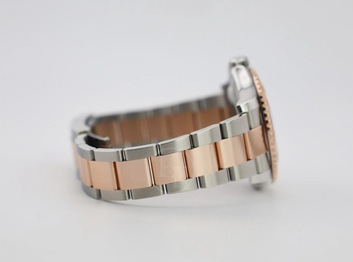 Rolex Yacht-Master 40 Everose Rose Gold/Steel Chocolate Brown Dial Gold Bezel Oyster Bracelet 126621 - Image 6