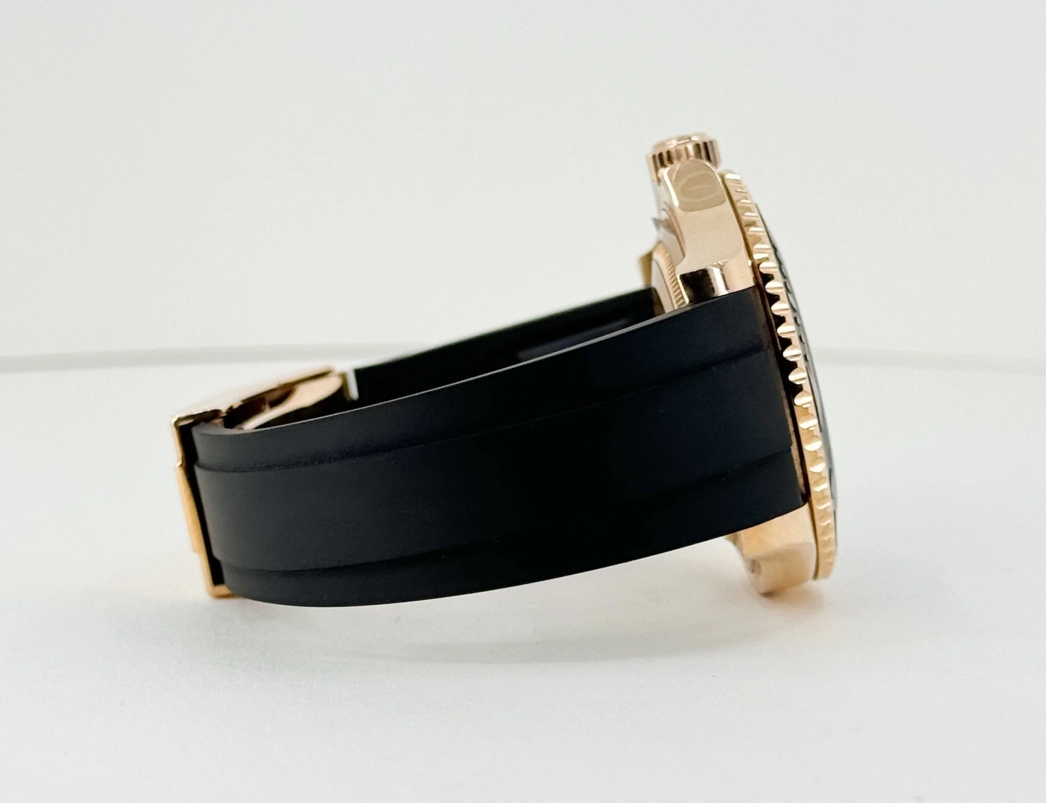 Rolex Yacht-Master 40 Rose Gold Everose 18k Black Dial Ceramic Bezel Oysterflex Rubber Bracelet 116655 - Image 6