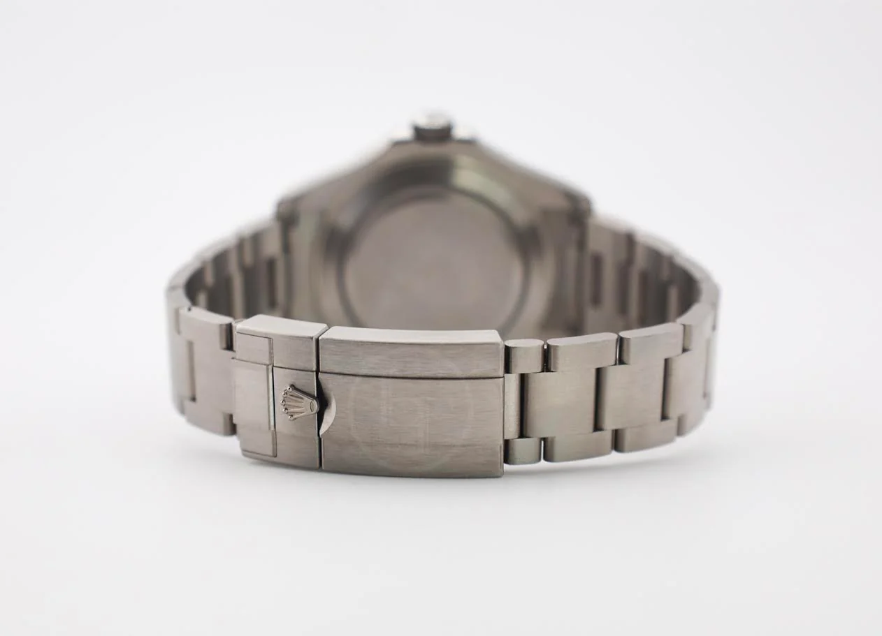 Rolex Yacht-Master 42 Titanium Intense Black Dial Oyster - 226627 - Image 10