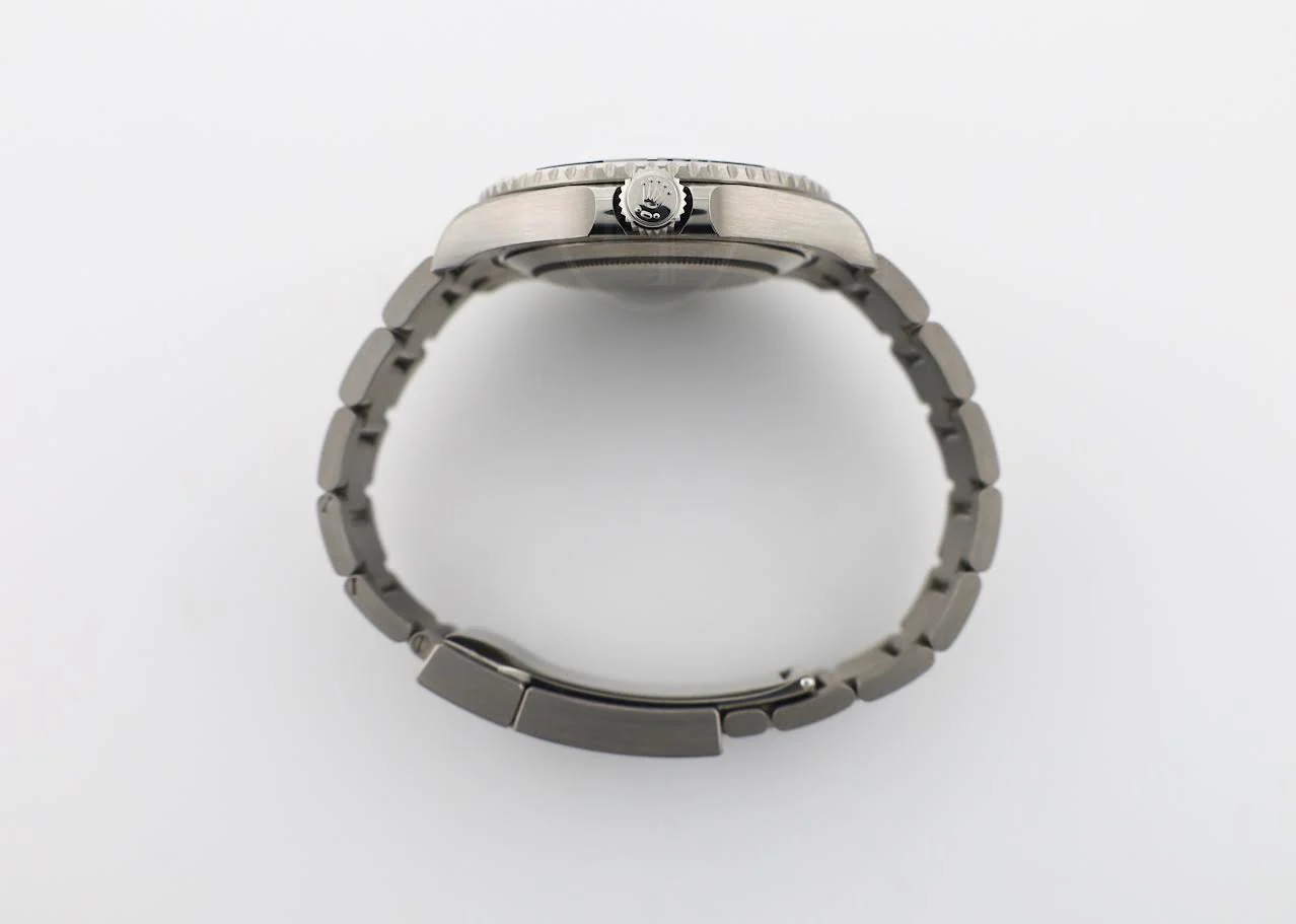 Rolex Yacht-Master 42 Titanium Intense Black Dial Oyster - 226627 - Image 8
